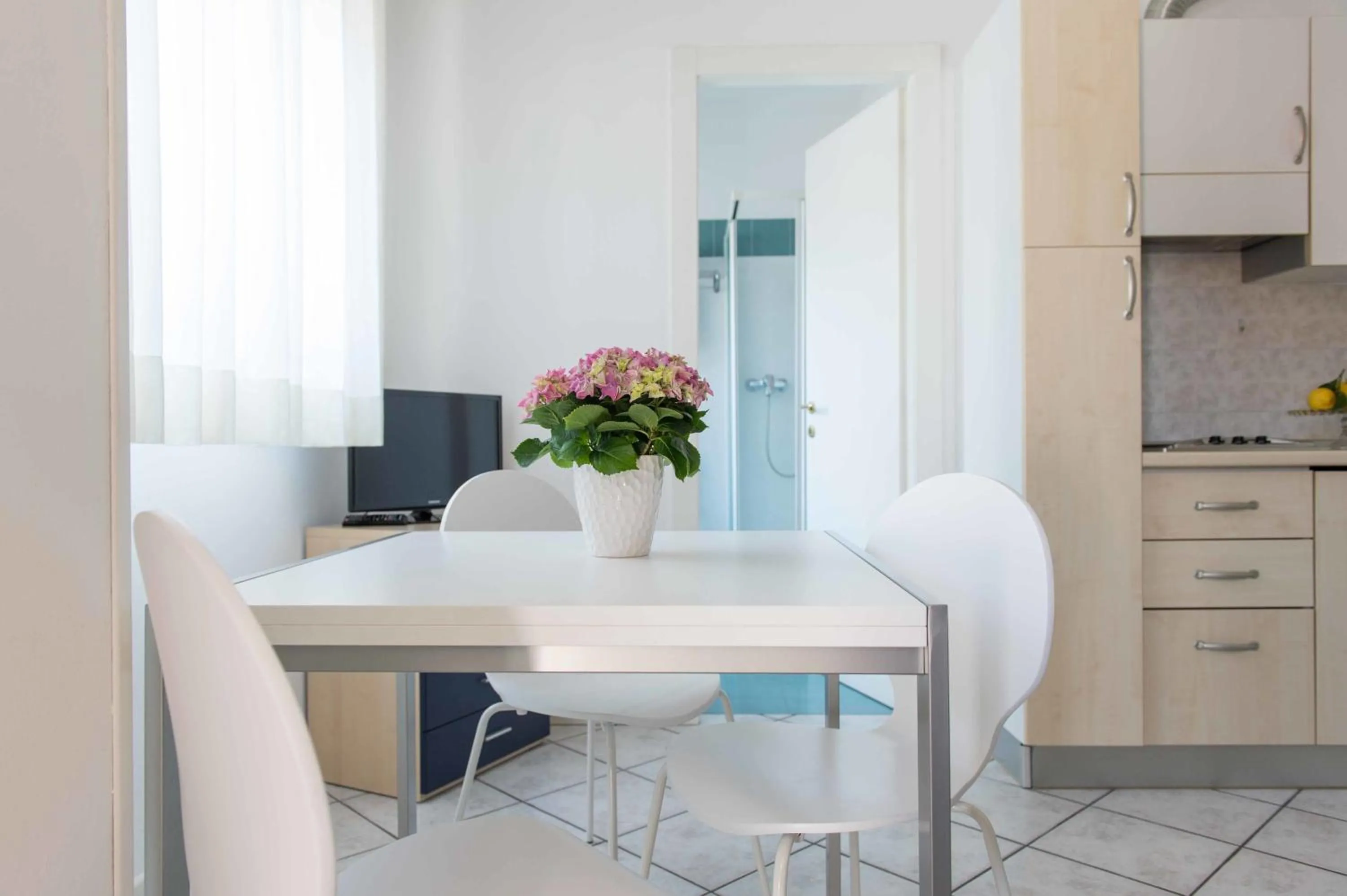 Dining area in Residence Ola