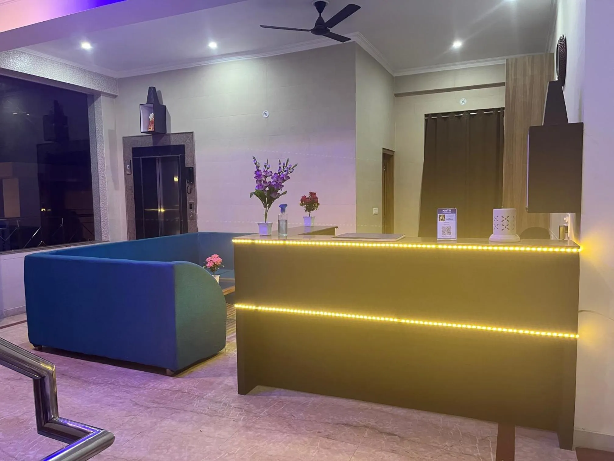 Living room in SRH HOTEL