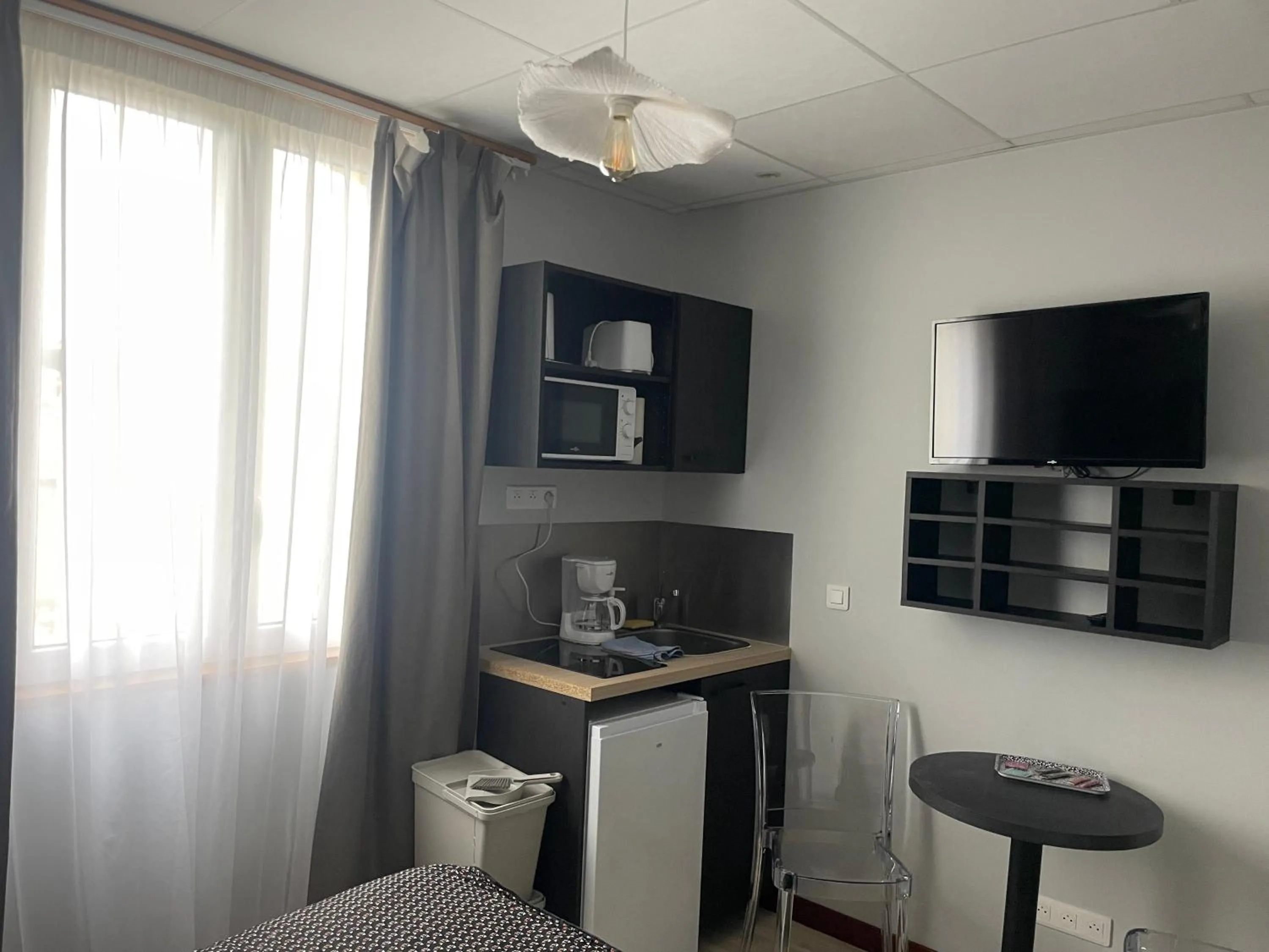 Kitchen or kitchenette in Smart Appart Le Havre 97