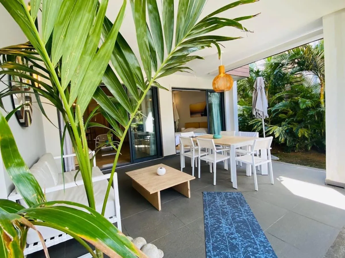 Other in Choisy Les Bains D2 by Host Agents