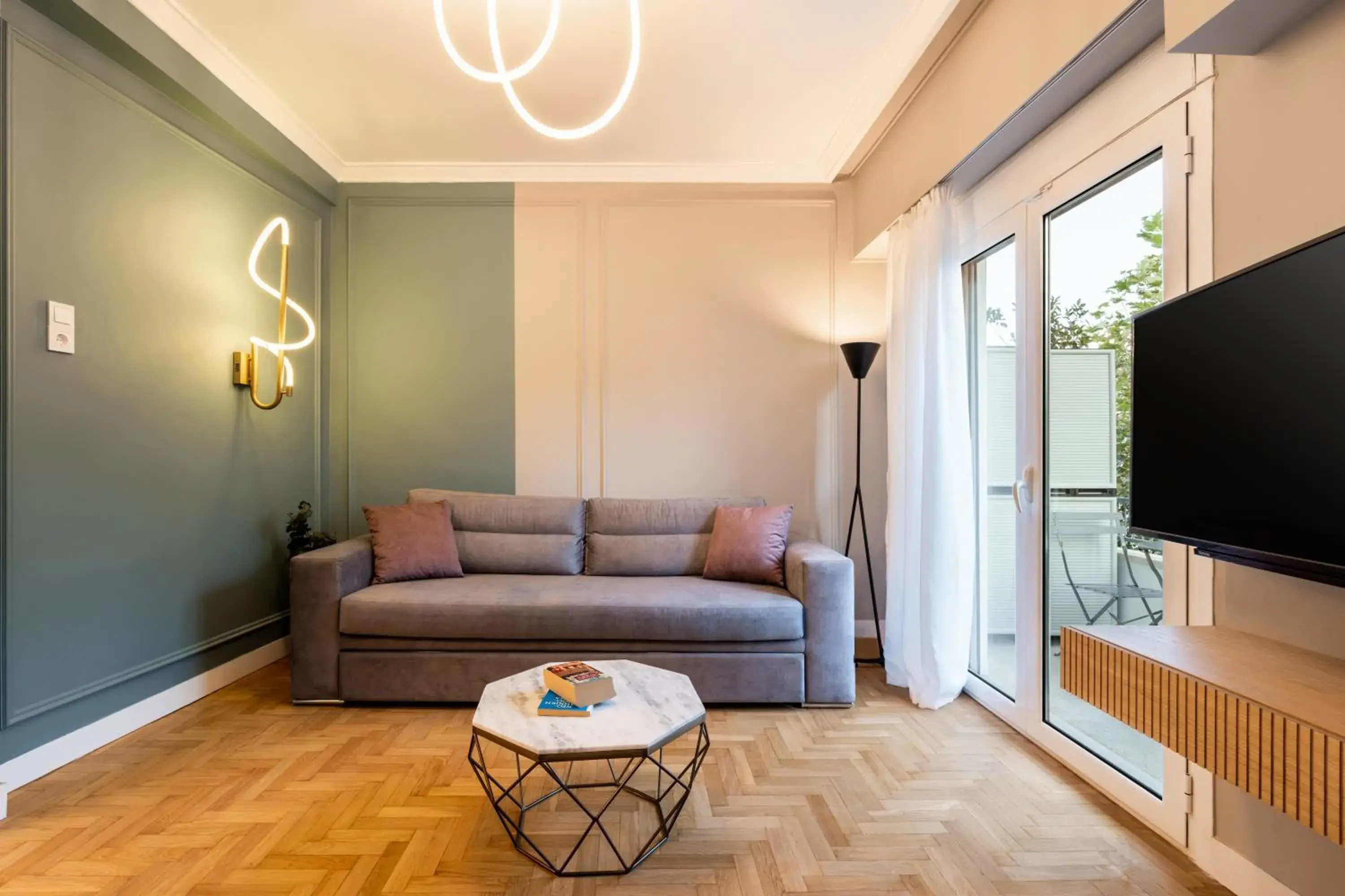 One-Bedroom Apartment in Frinichou 18 by Athens Concept Residences One-Bedroom Apartment in Frinichou 18 by Athens Concept Residences