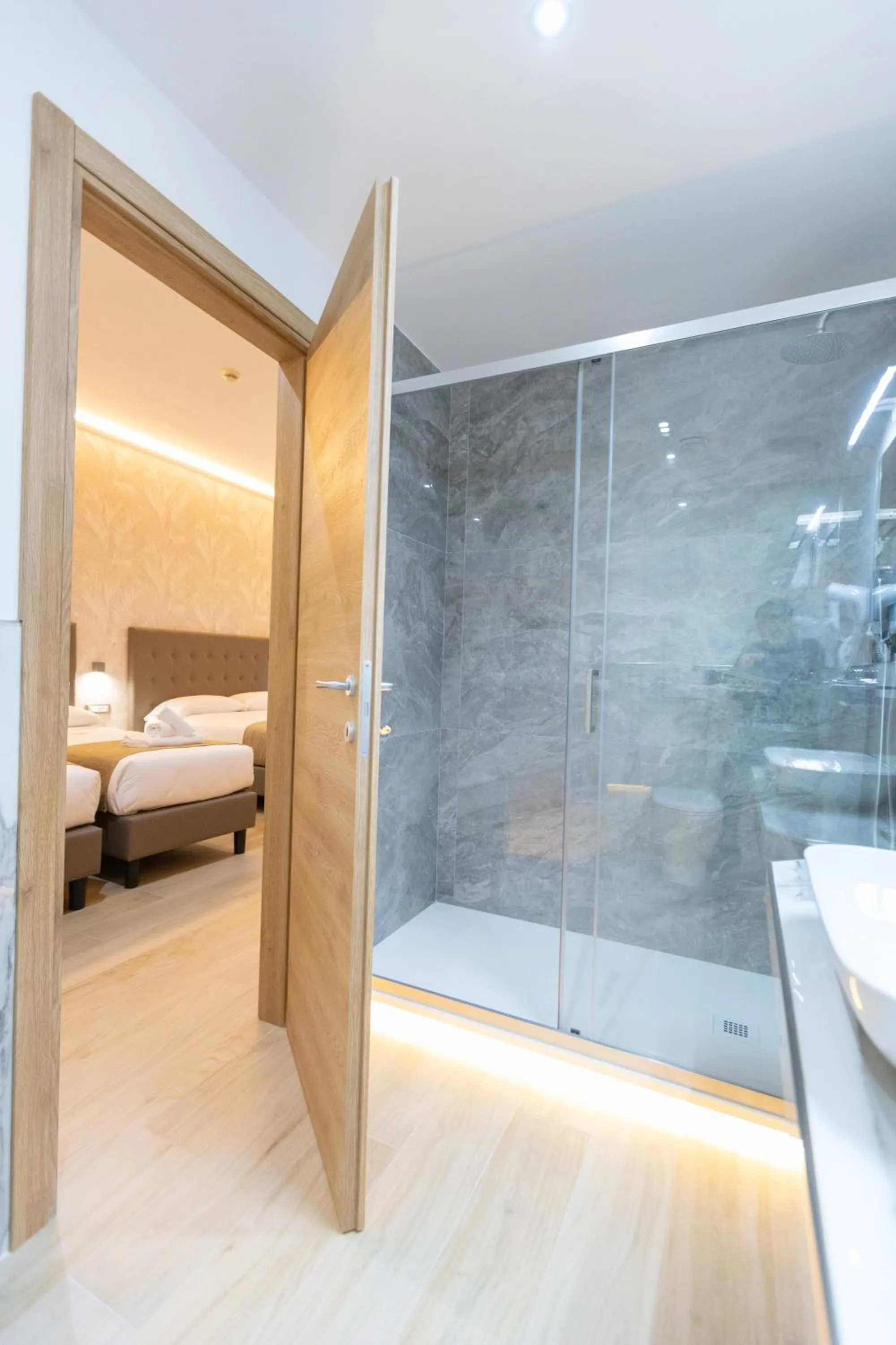 Bed in Hotel Maximus