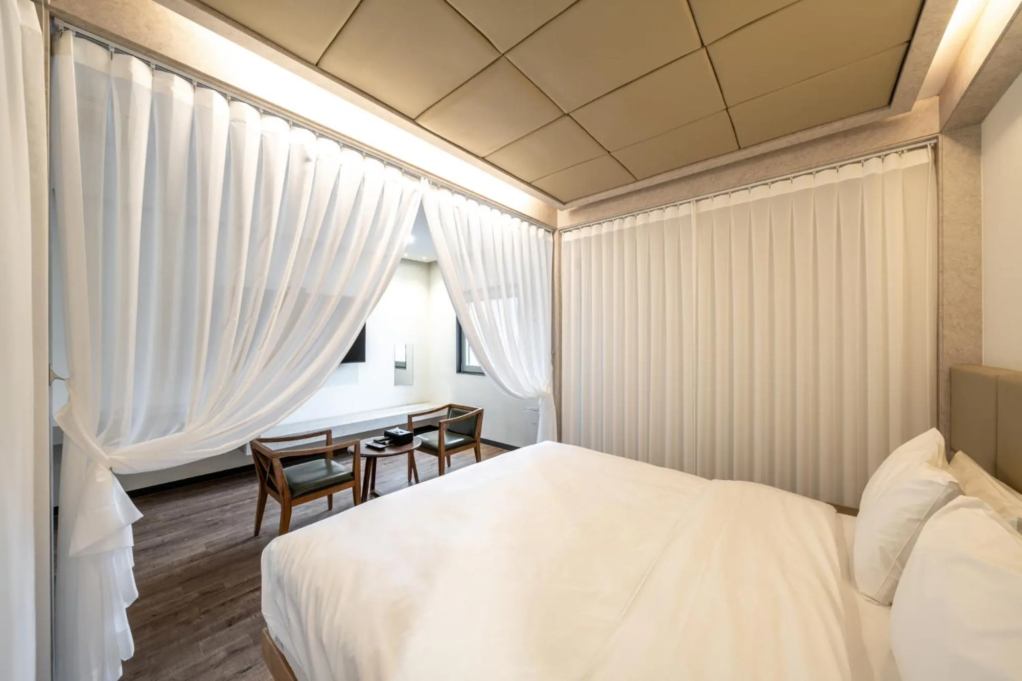 TV and multimedia, Bed in Jeonju Jazz Around Hotel