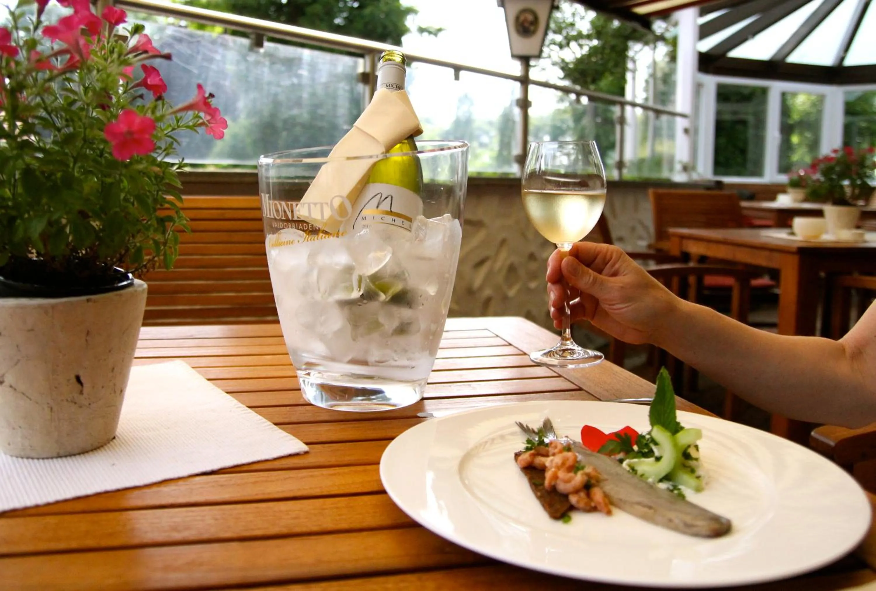 Restaurant/places to eat in Hotel Waldgasthof Schöning