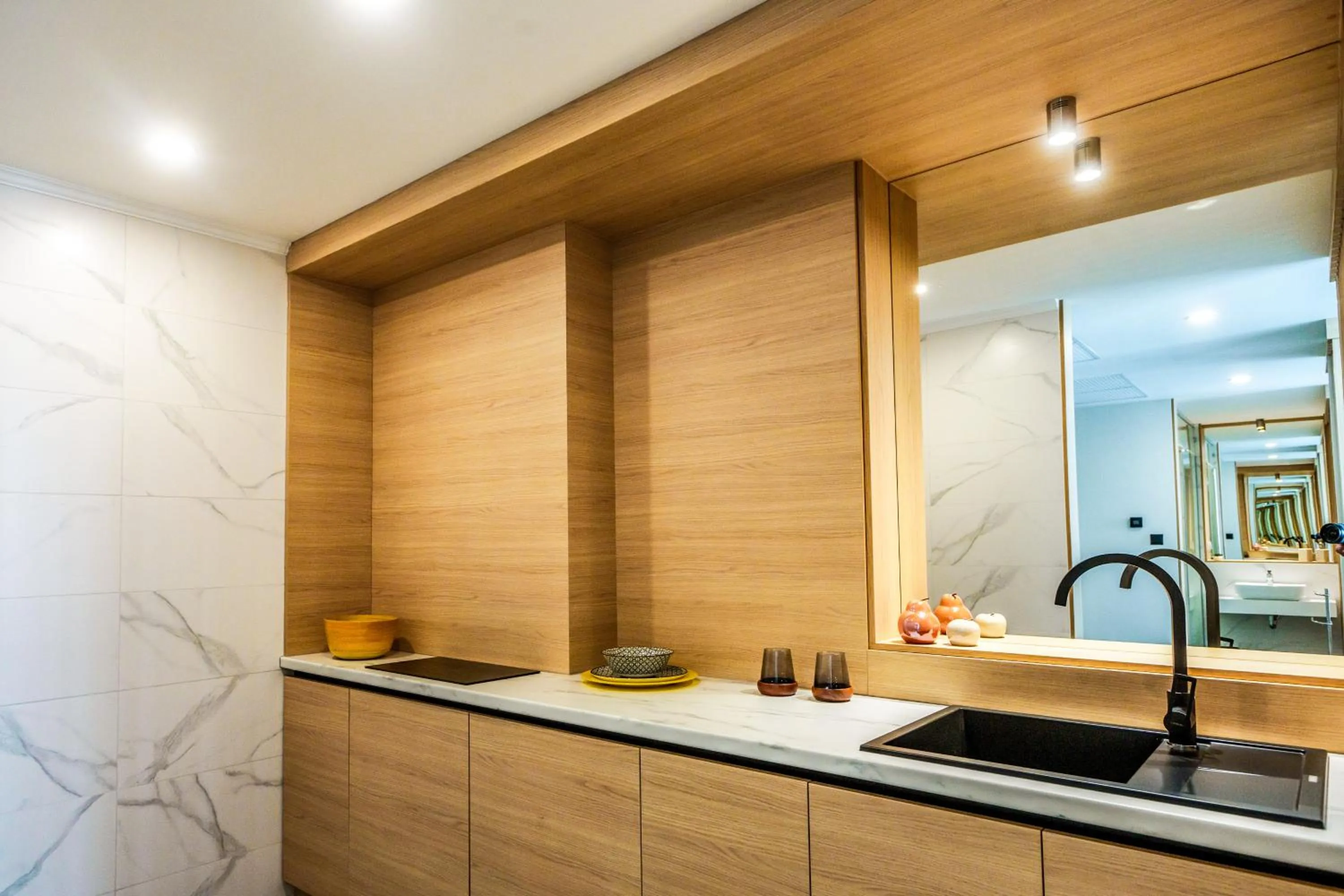 Kitchen or kitchenette in B1 City Hotel