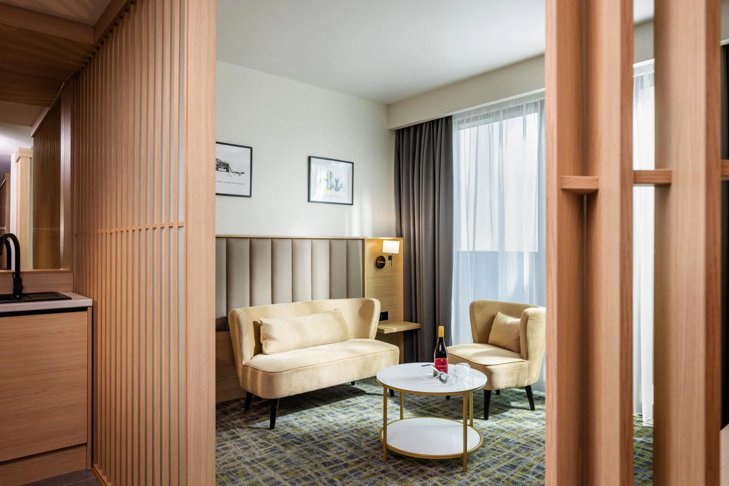 Living room in B1 City Hotel