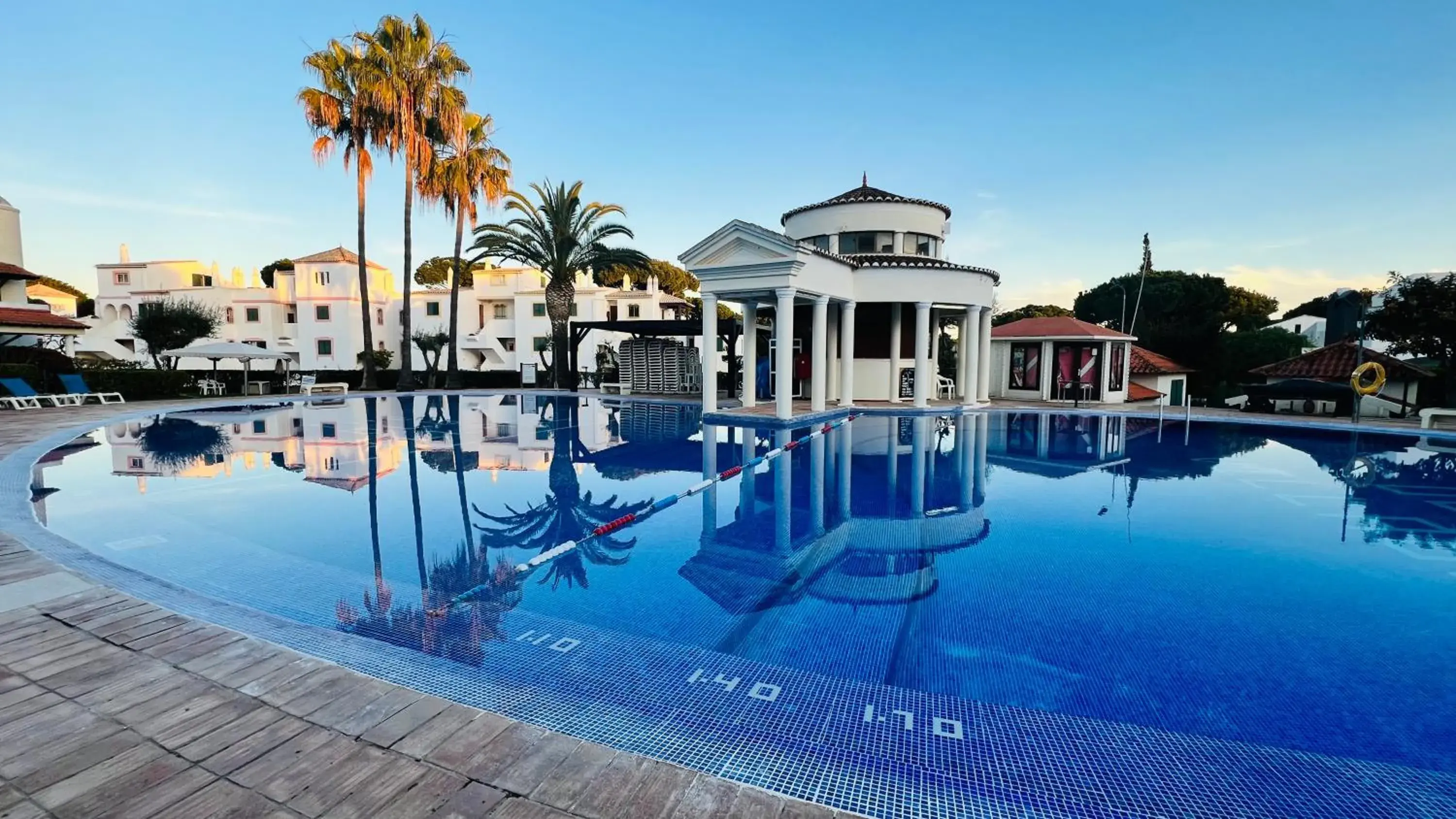 Charmoso T2 triplex com rooftop no Old Village, Vilamoura Charmoso T2 triplex com rooftop no Old Village, Vilamoura