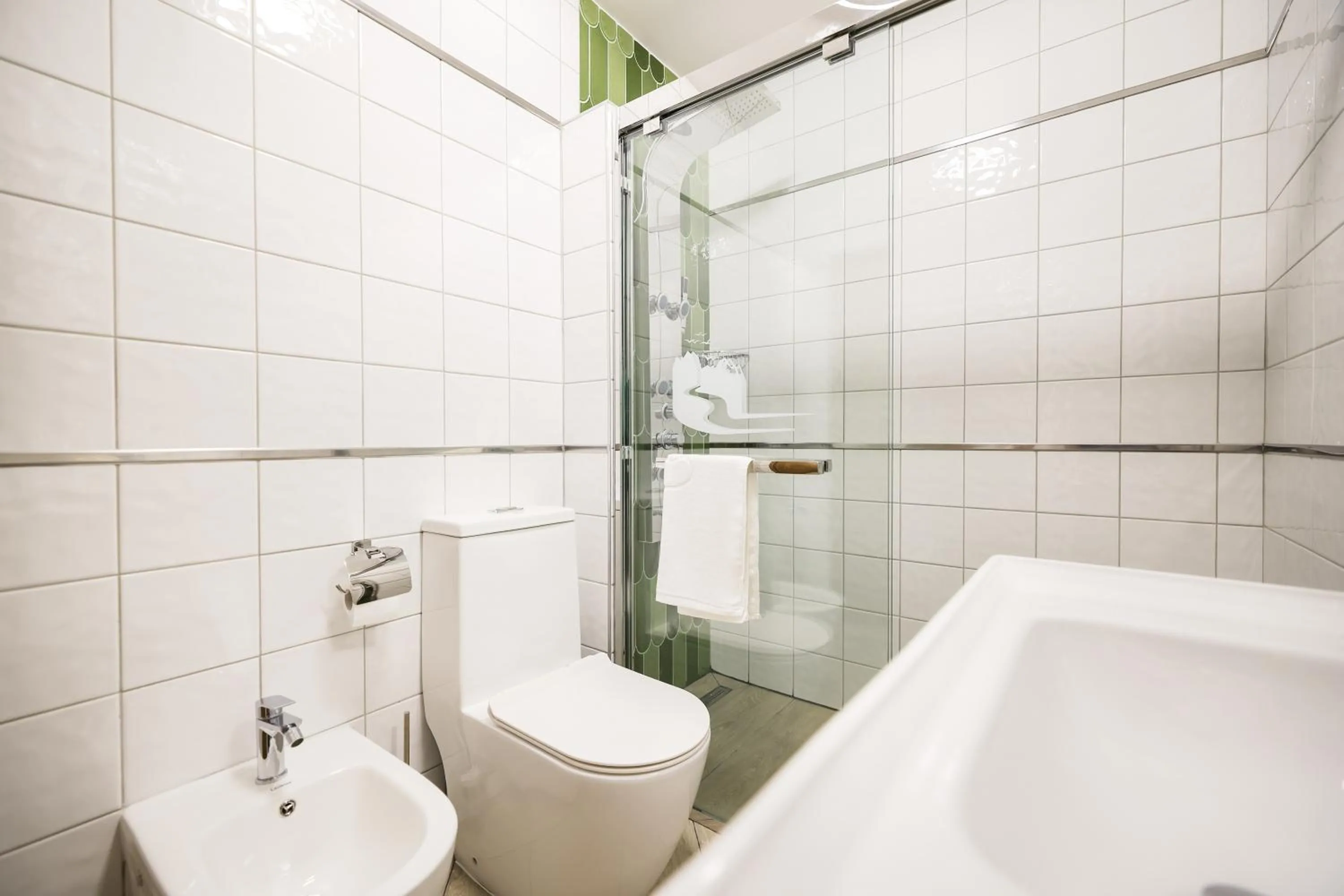 Shower in Hotel Kanjon Zrmanje