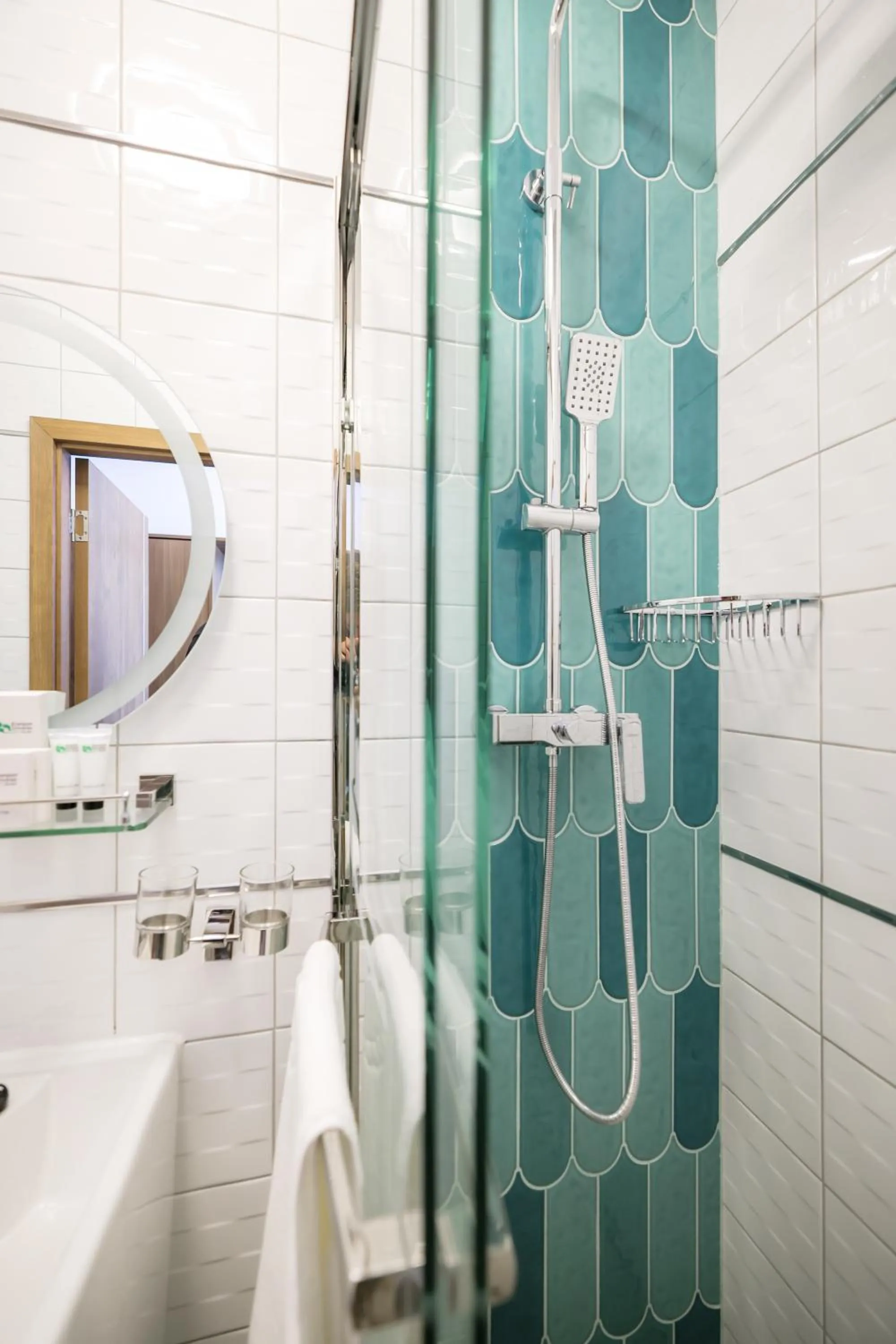 Shower in Hotel Kanjon Zrmanje