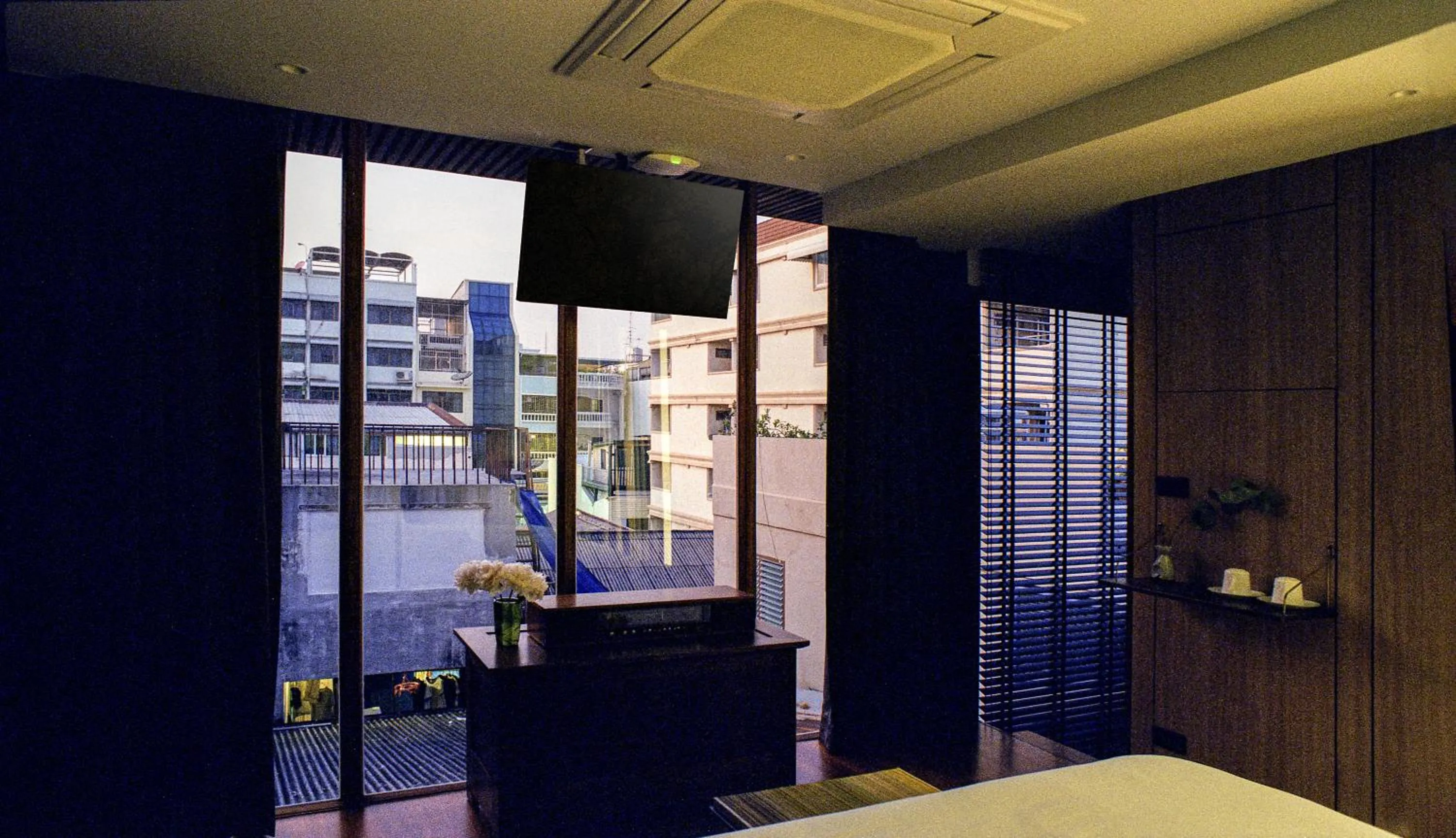 View (from property/room), Bed in Na Tanao 1969