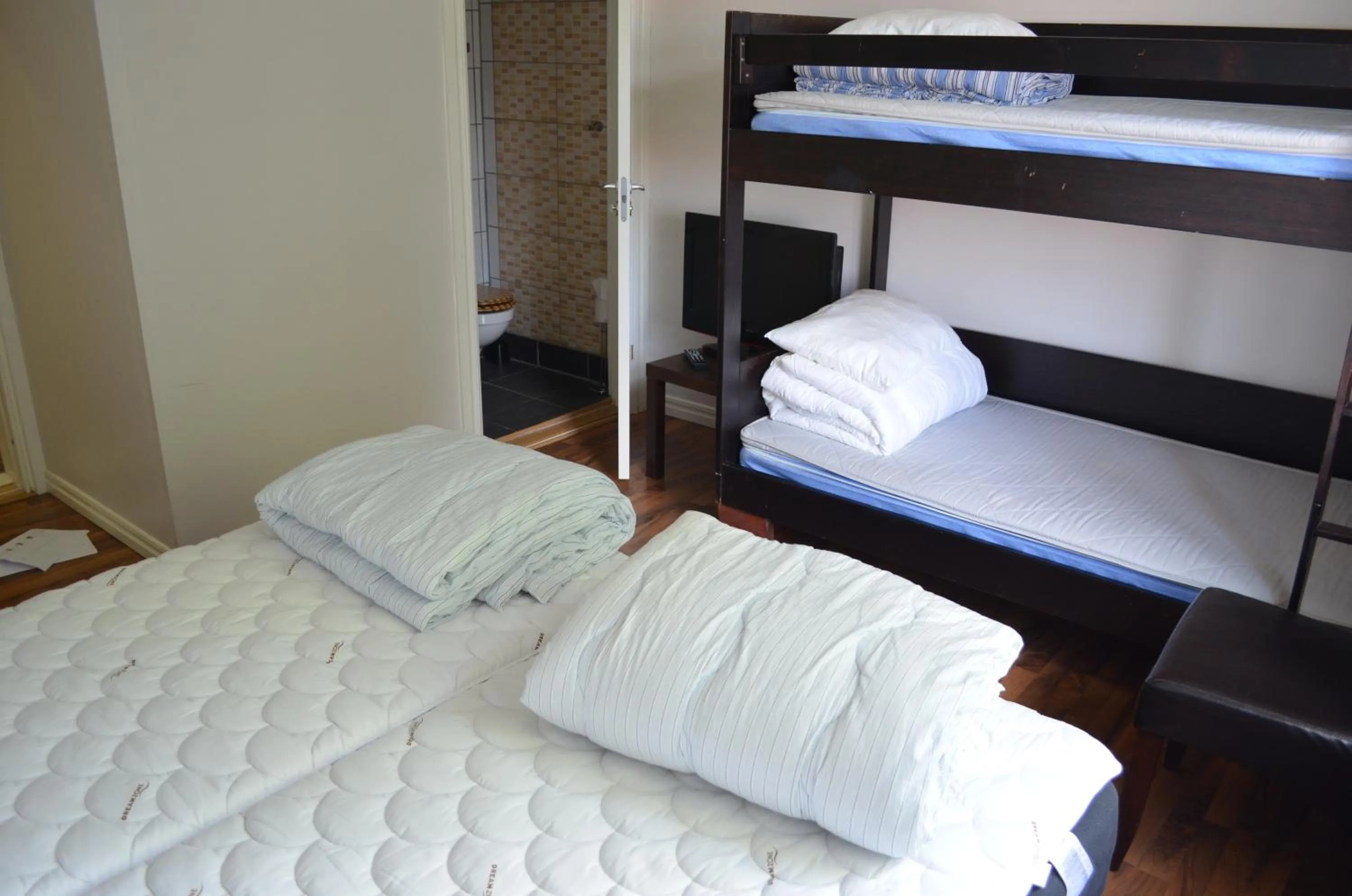 bunk bed, Bed in Lyckåhem Lågprishotell och Vandrarhem