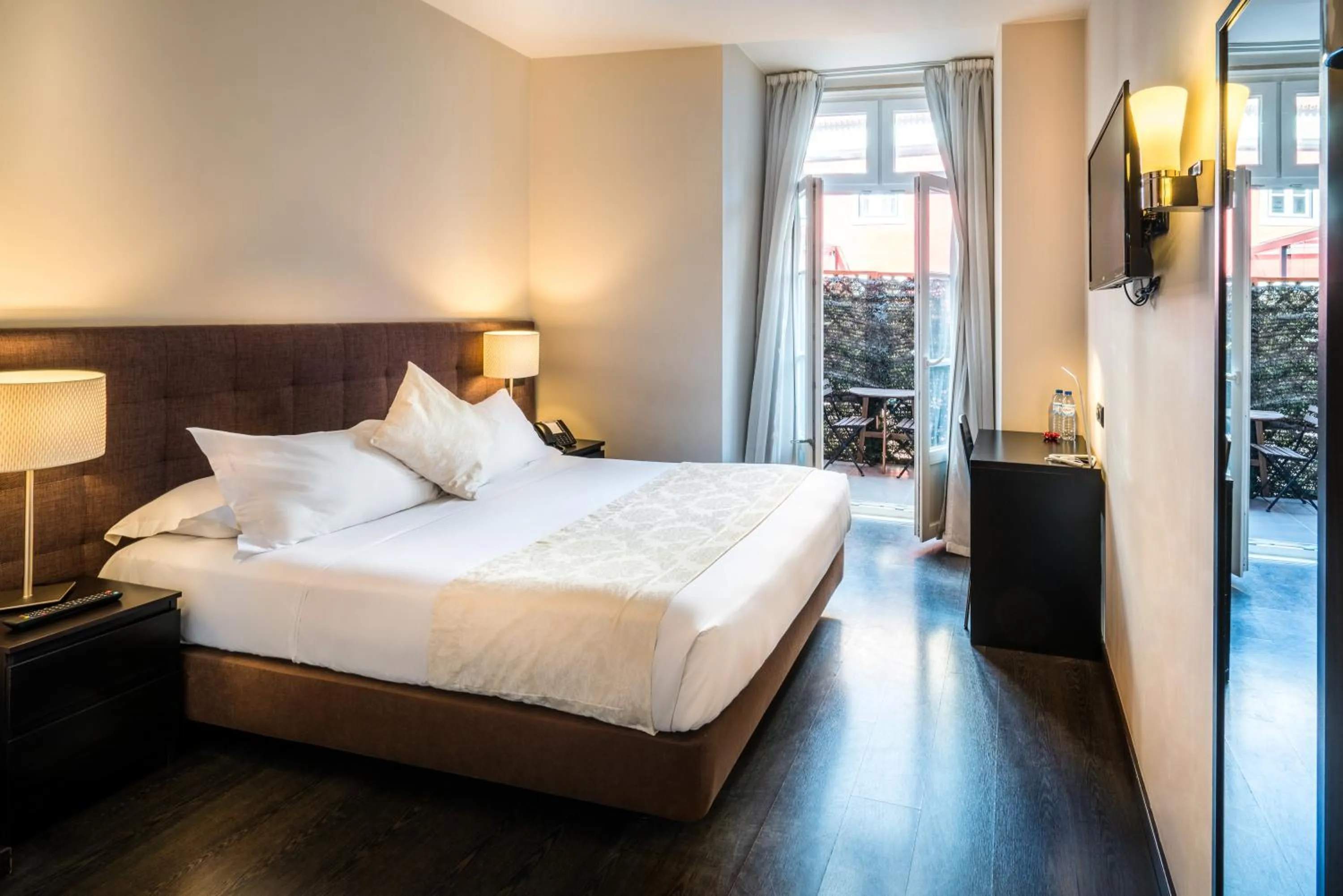 Bedroom, Bed in Rossio Garden Hotel