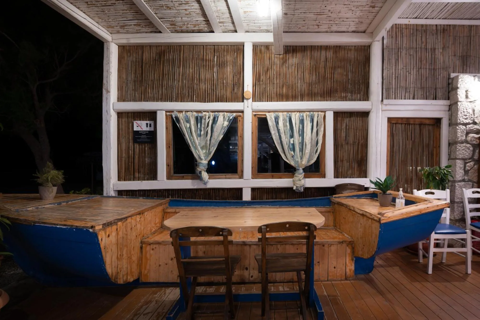 Restaurant/places to eat in Prasonisi Light House Boutique Hotel