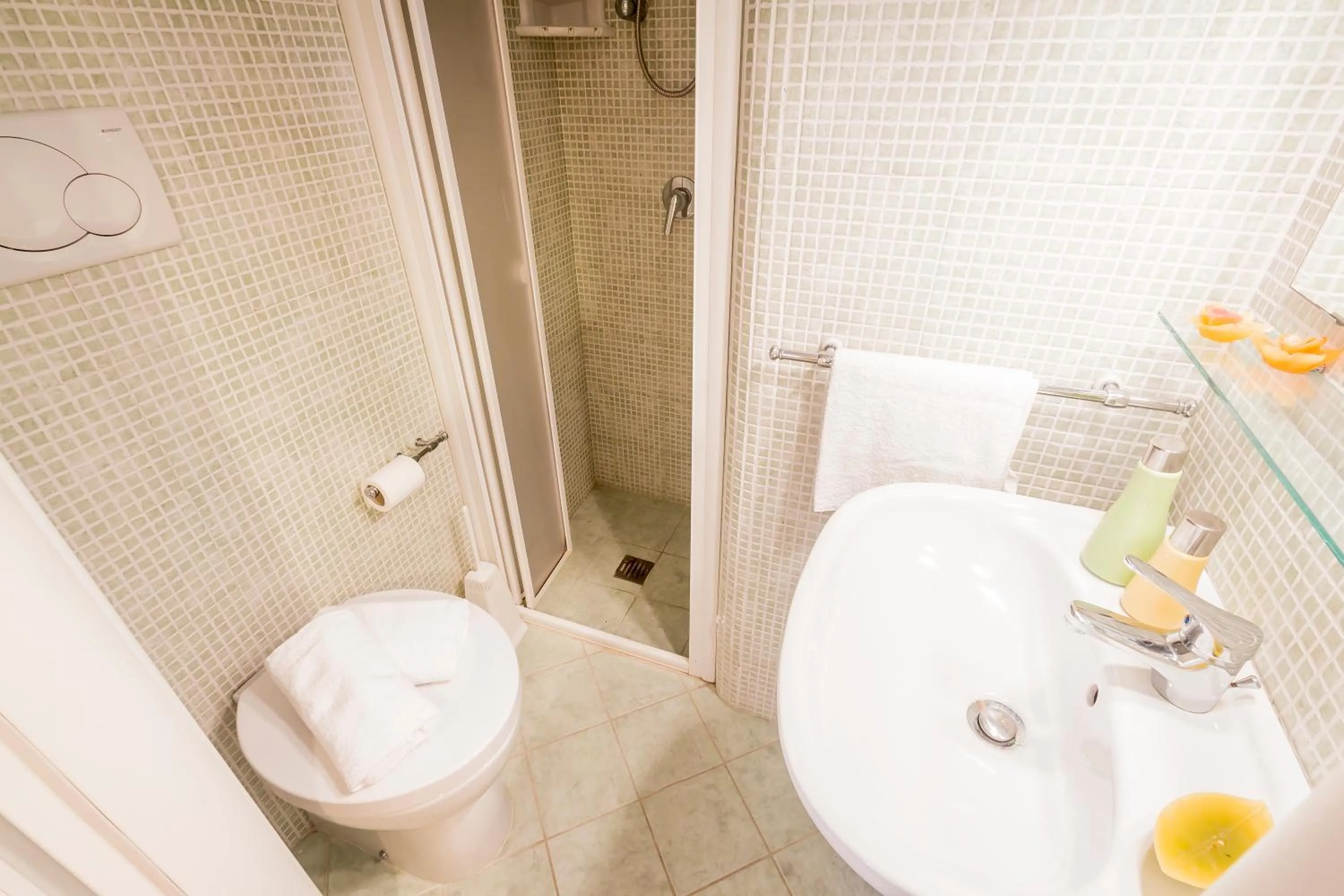 Bathroom in Mandarinoarancio