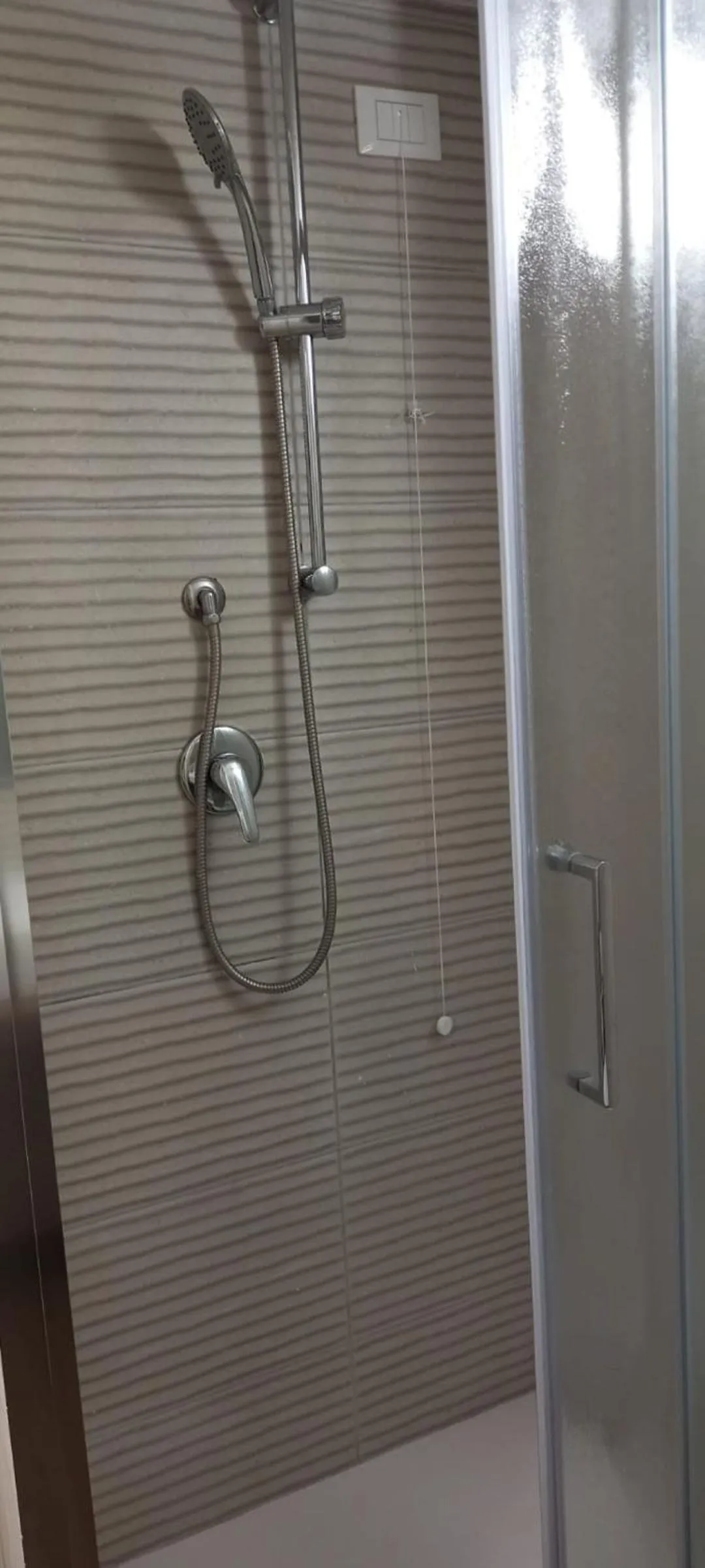 Shower, Bathroom in B&B Omnia Scilla