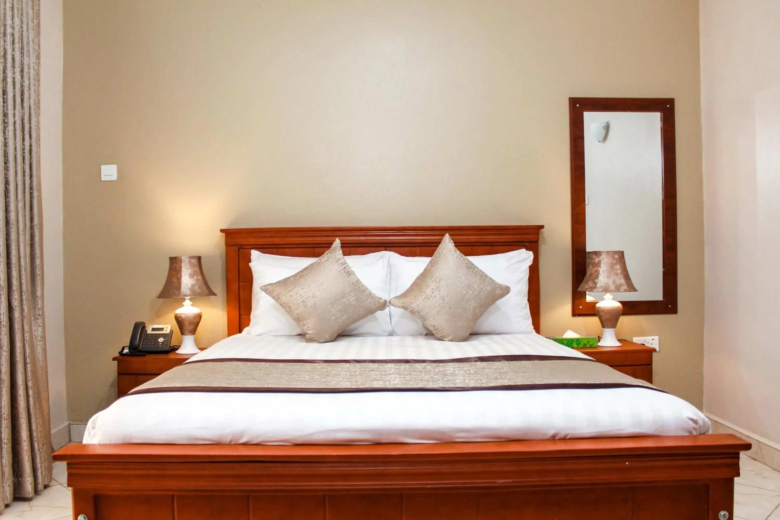 Bed in Excelsis Garden Hotels - Kampala