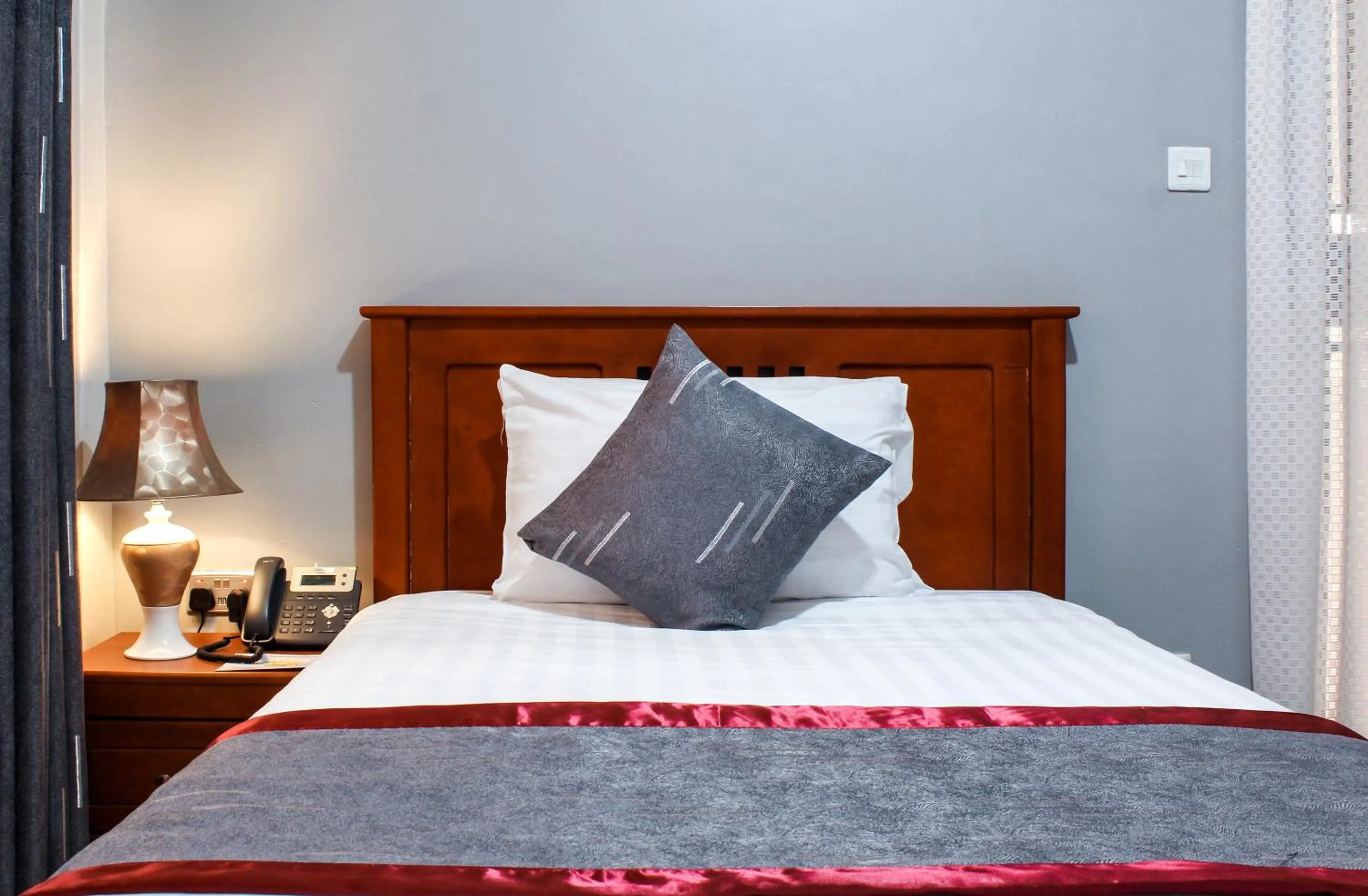 Bed in Excelsis Garden Hotels - Kampala