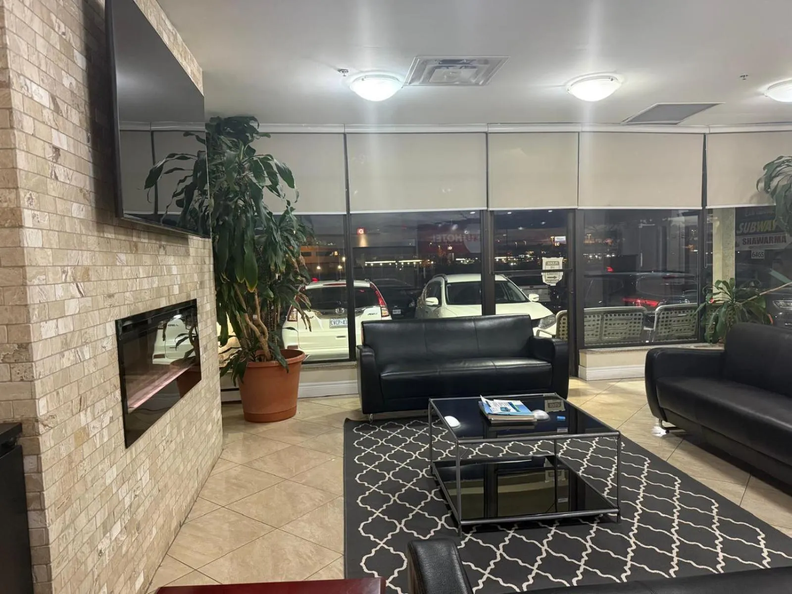 Lobby or reception in NU Hotel Toronto Airport