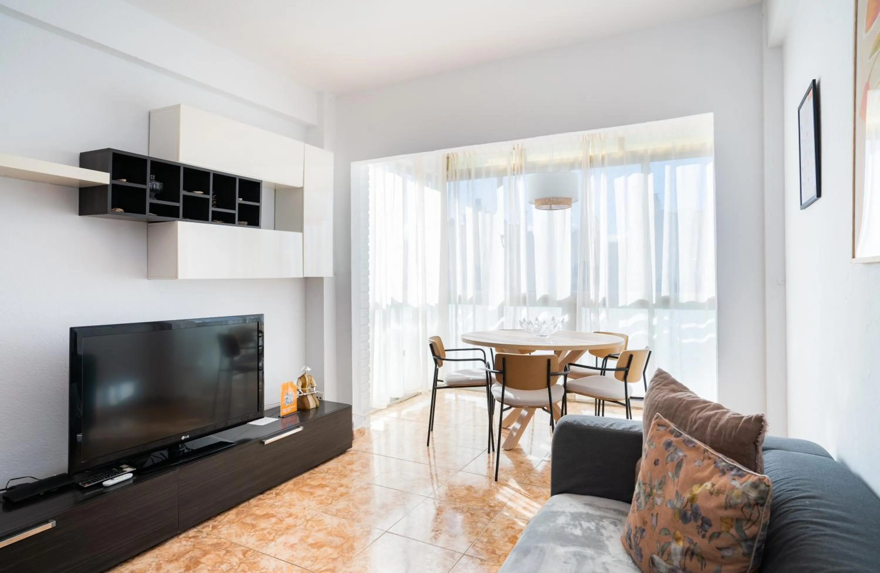 Stay U-nique Apartment Ayala