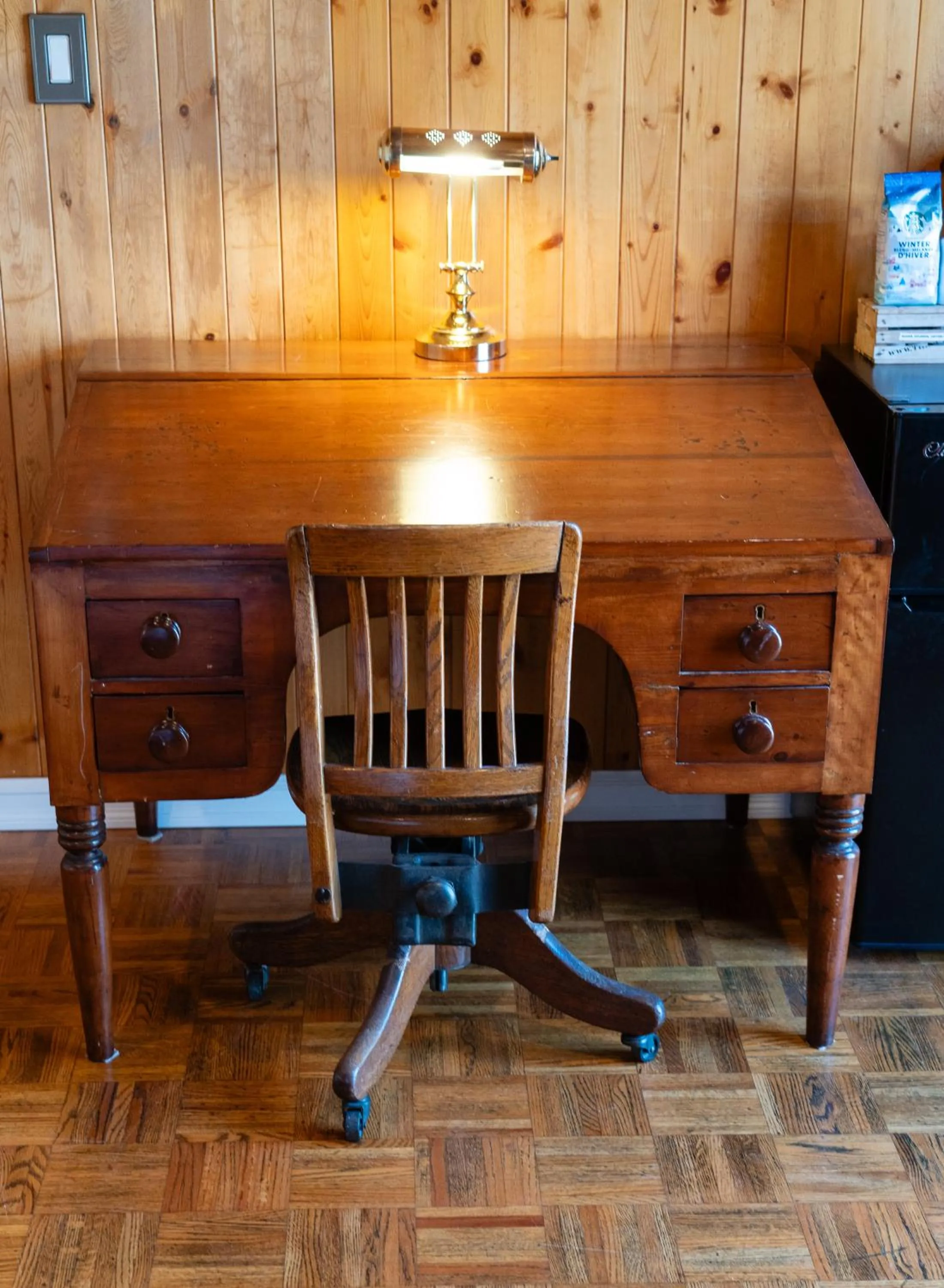 hair dresser in Albert's