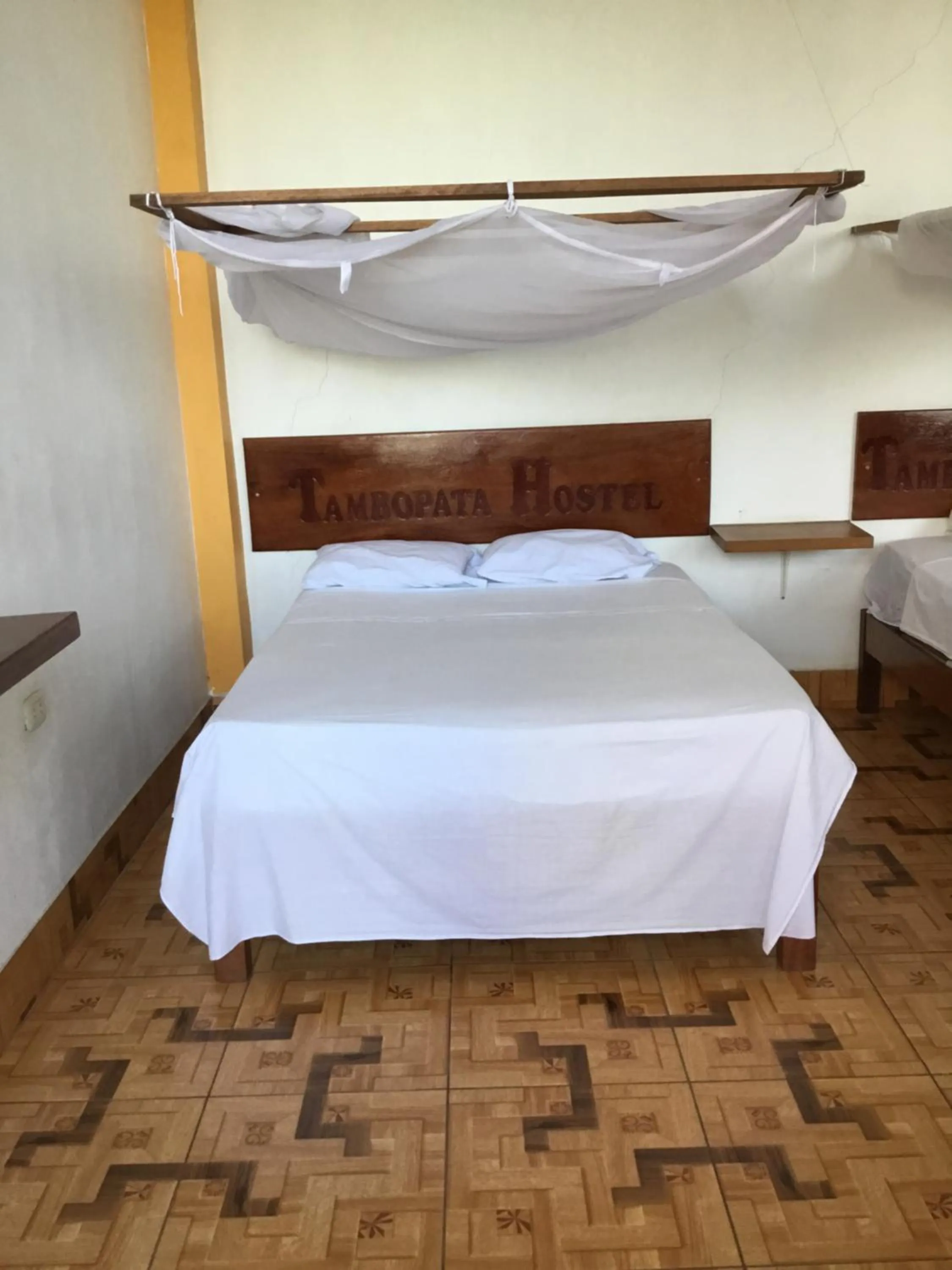 Property building, Bed in Tambopata Hostel