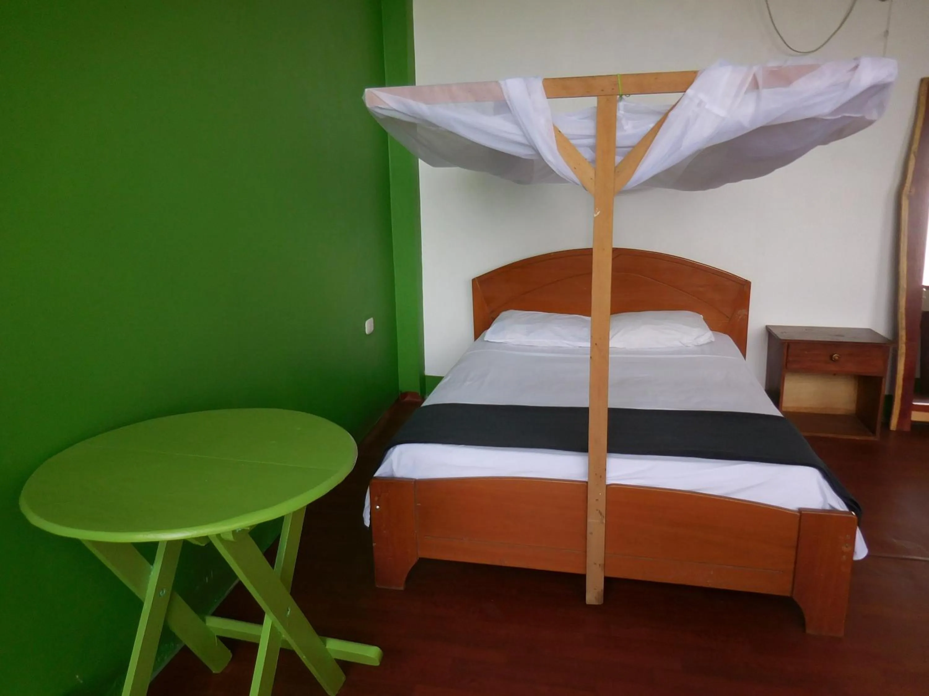 Decorative detail, Bed in Tambopata Hostel