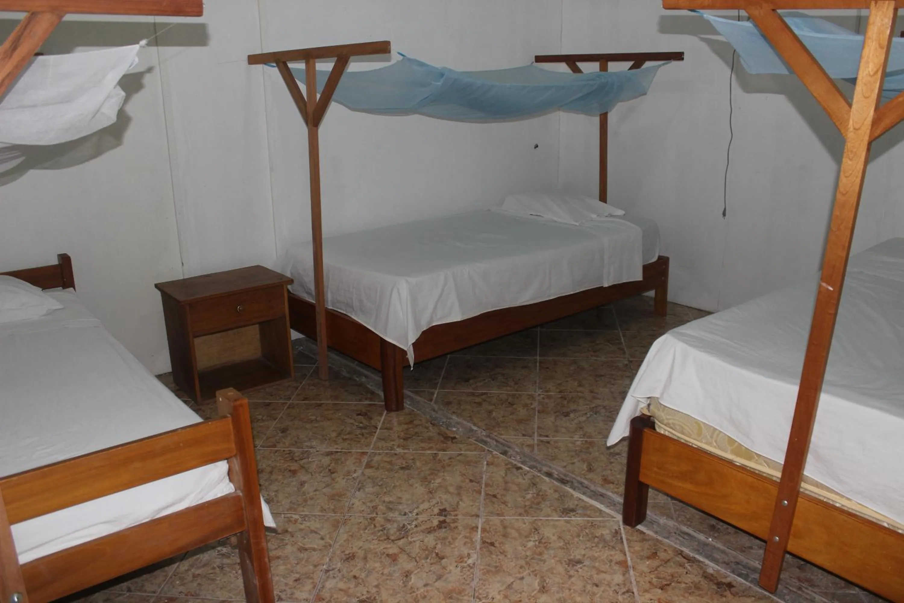 Photo of the whole room, Bed in Tambopata Hostel