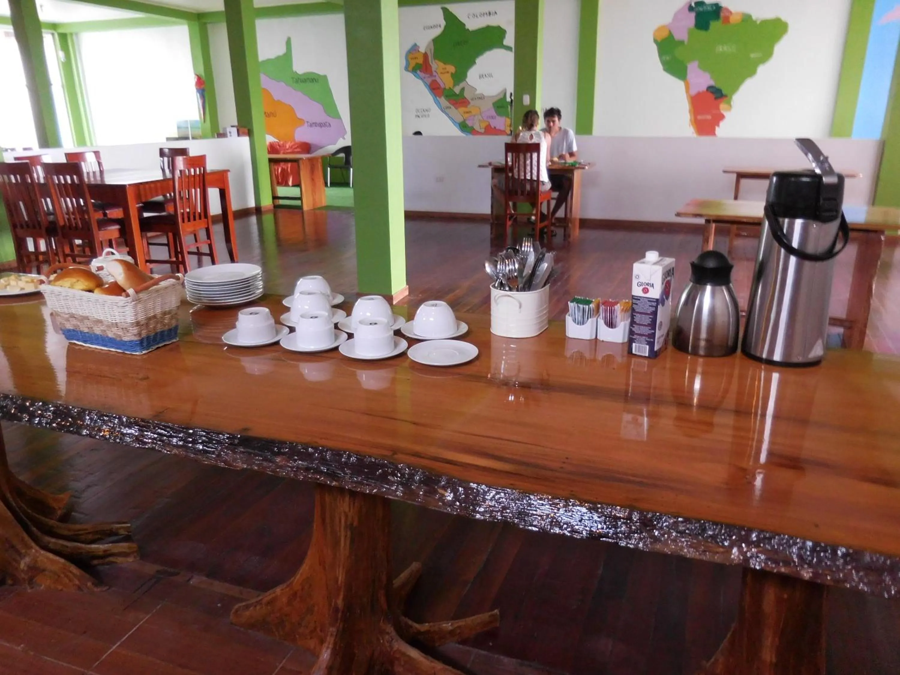 Communal kitchen in Tambopata Hostel