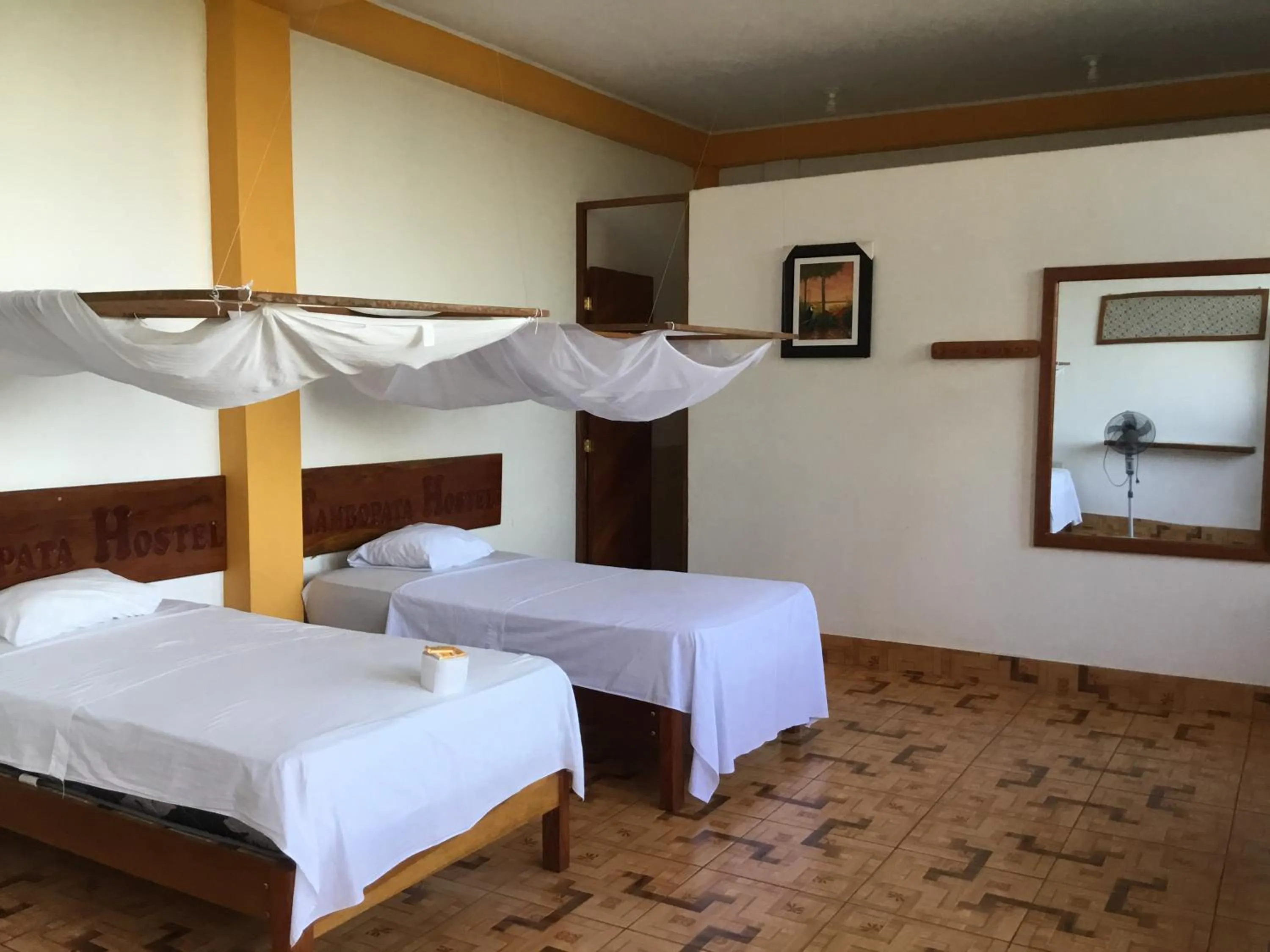 Property building, Bed in Tambopata Hostel