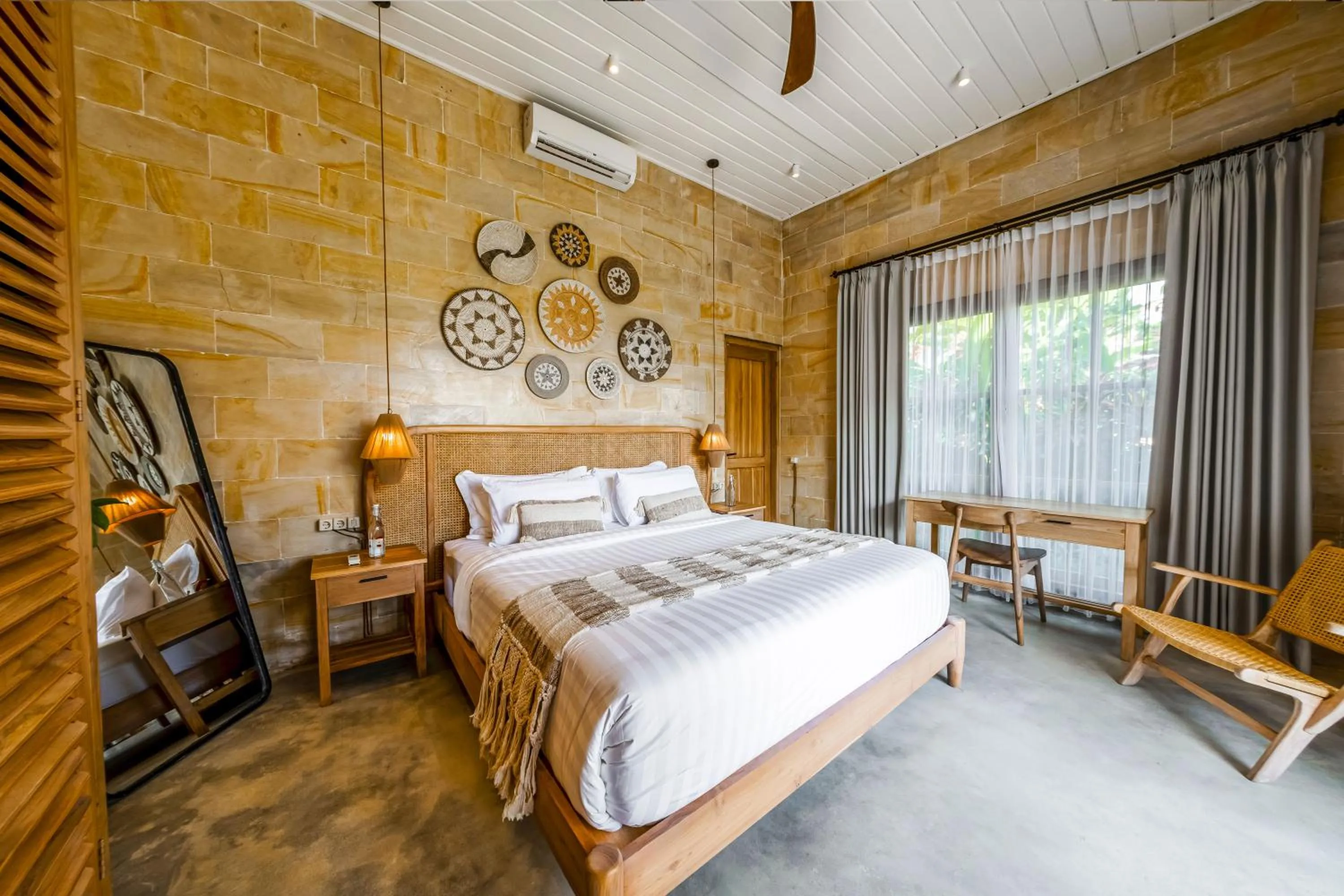 Bed in Nyaman Villas by EVDEkimi - Romantic escape among rice fields with Pool, Terrace - Long stay extras