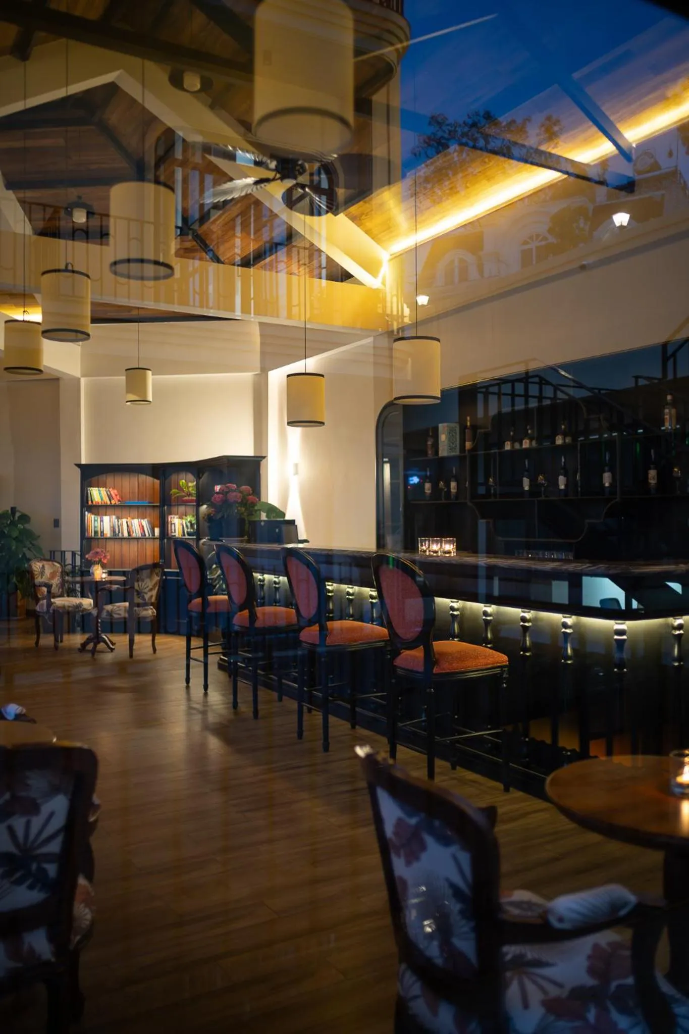 Restaurant/places to eat in Goldient Boutique Hotel