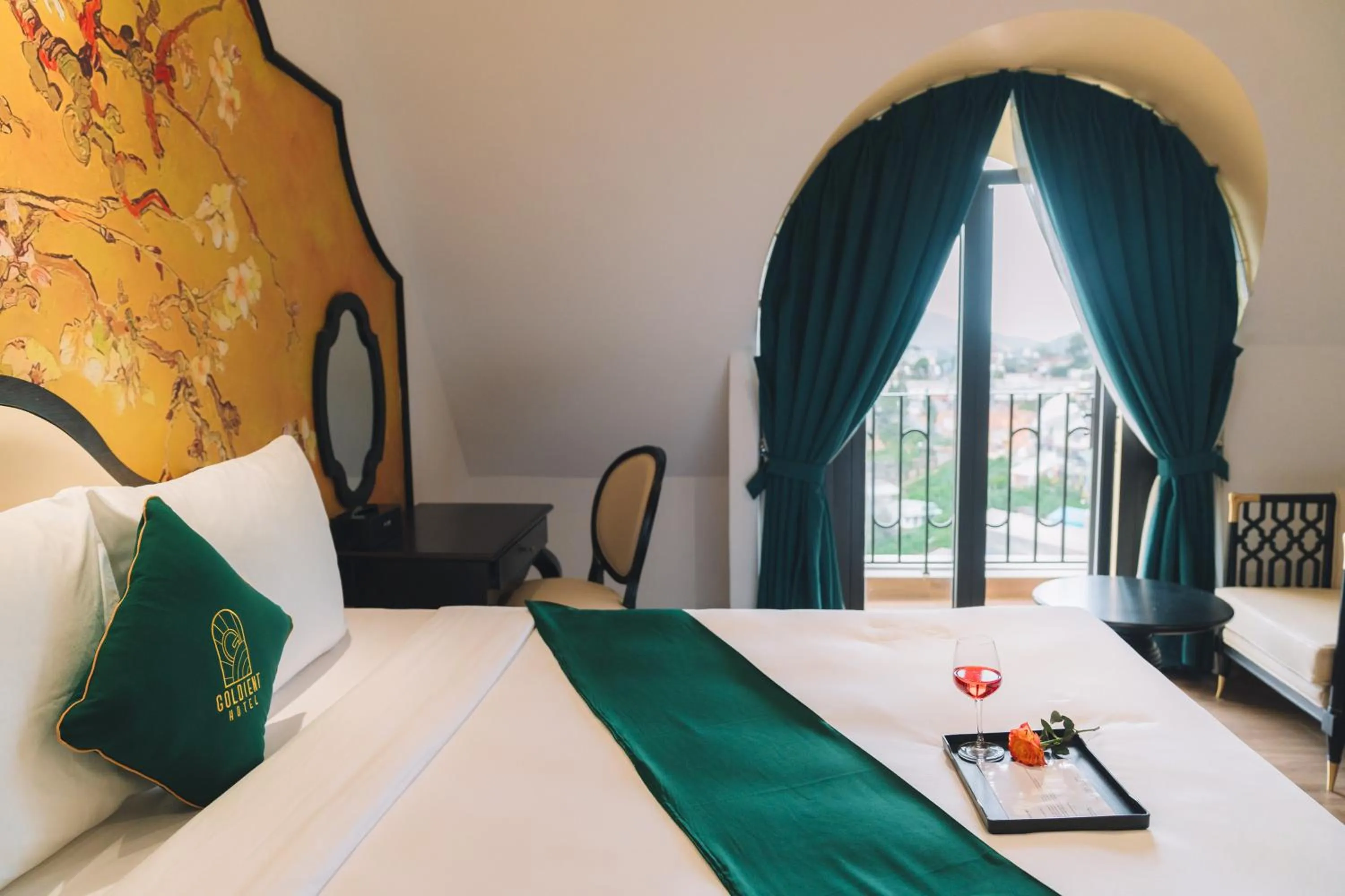 Property building, Bed in Goldient Boutique Hotel