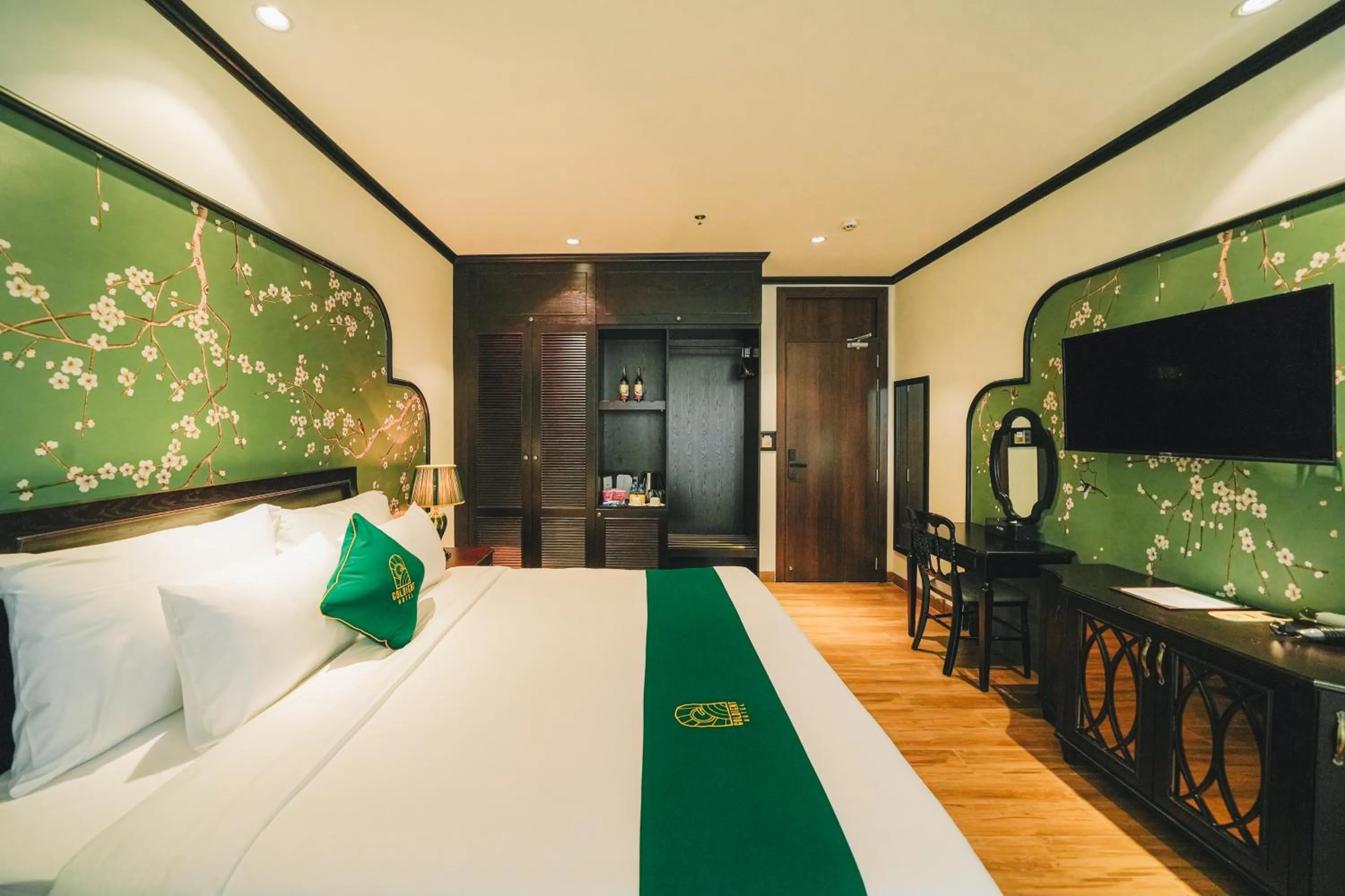 Property building, Bed in Goldient Boutique Hotel