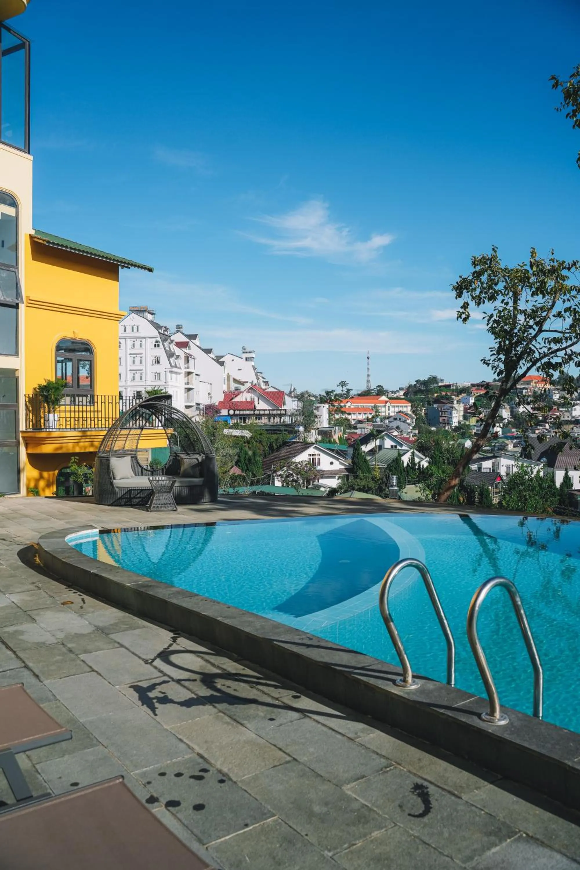 Property building in Goldient Boutique Hotel