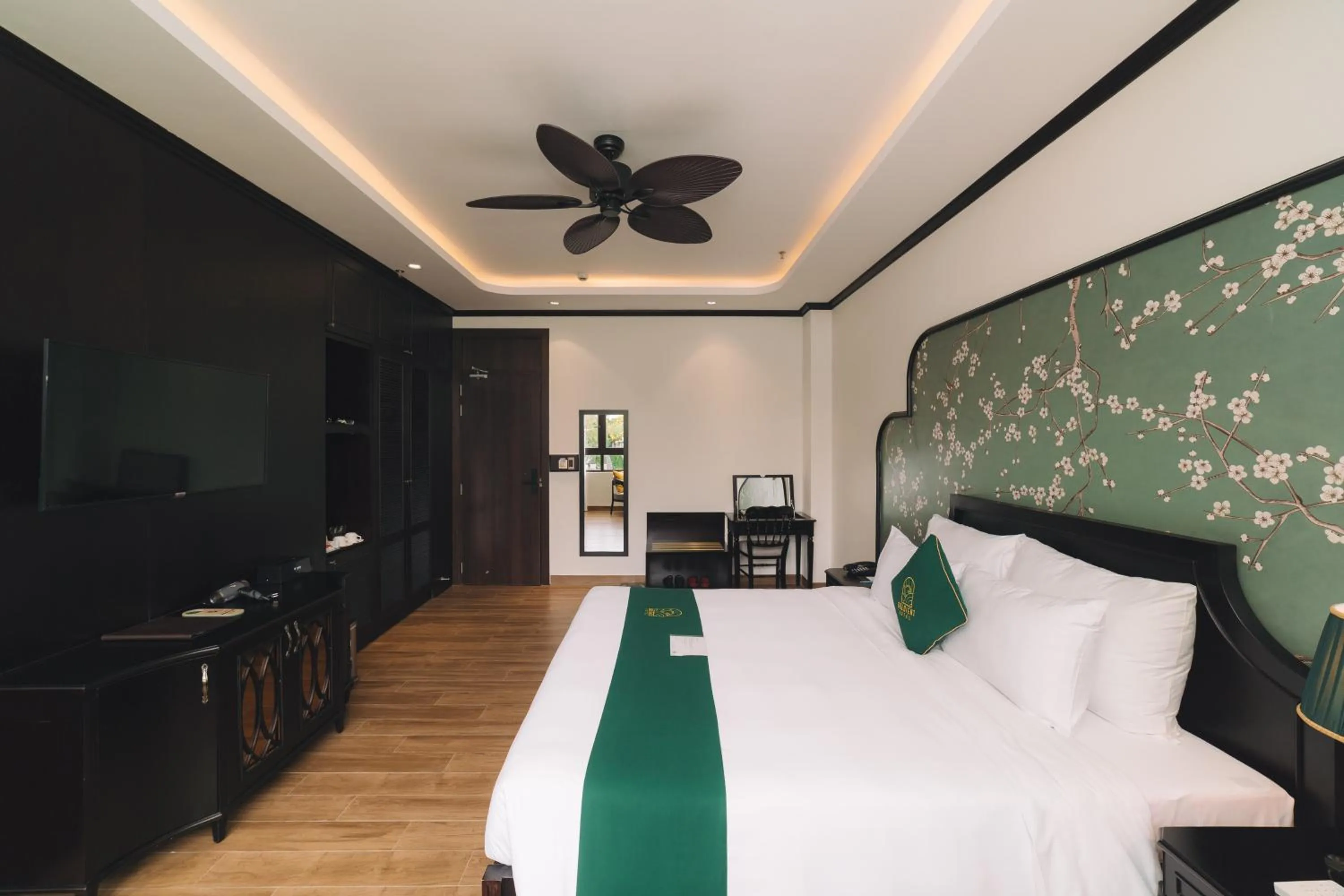 Bedroom, Bed in Goldient Boutique Hotel