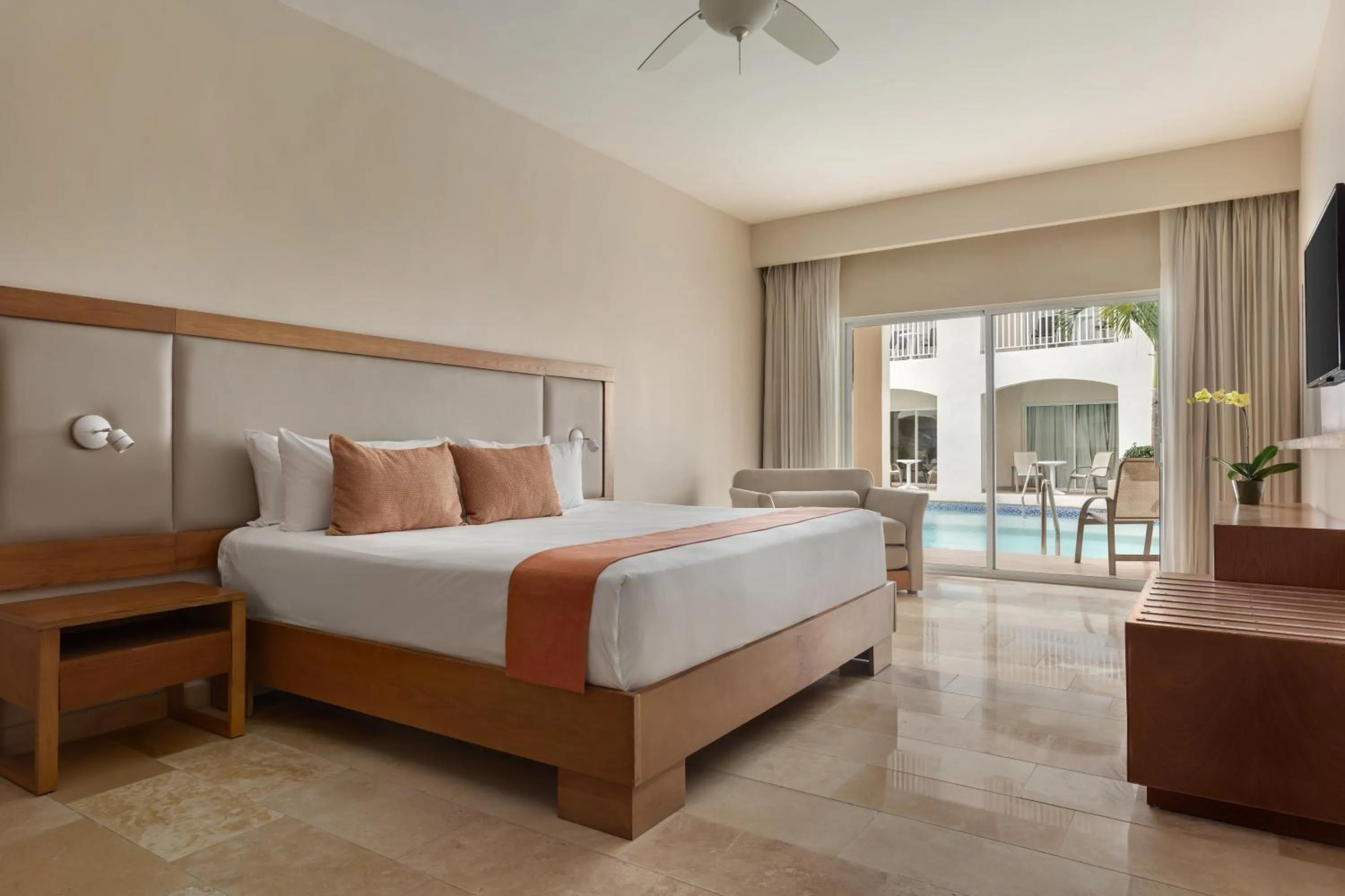 Bedroom, Bed in Sunscape Coco Punta Cana - All Inclusive