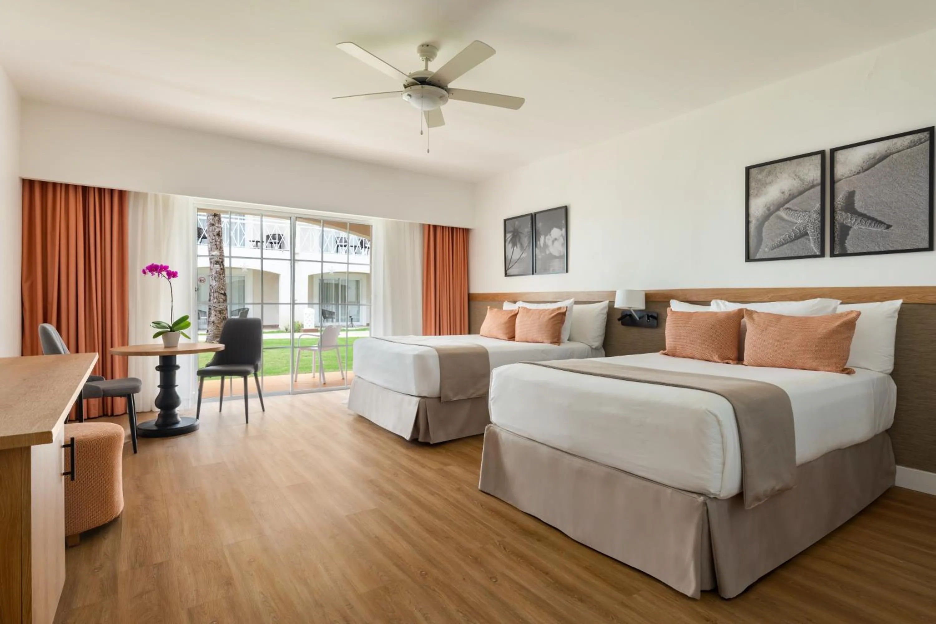 Bed in Sunscape Coco Punta Cana - All Inclusive