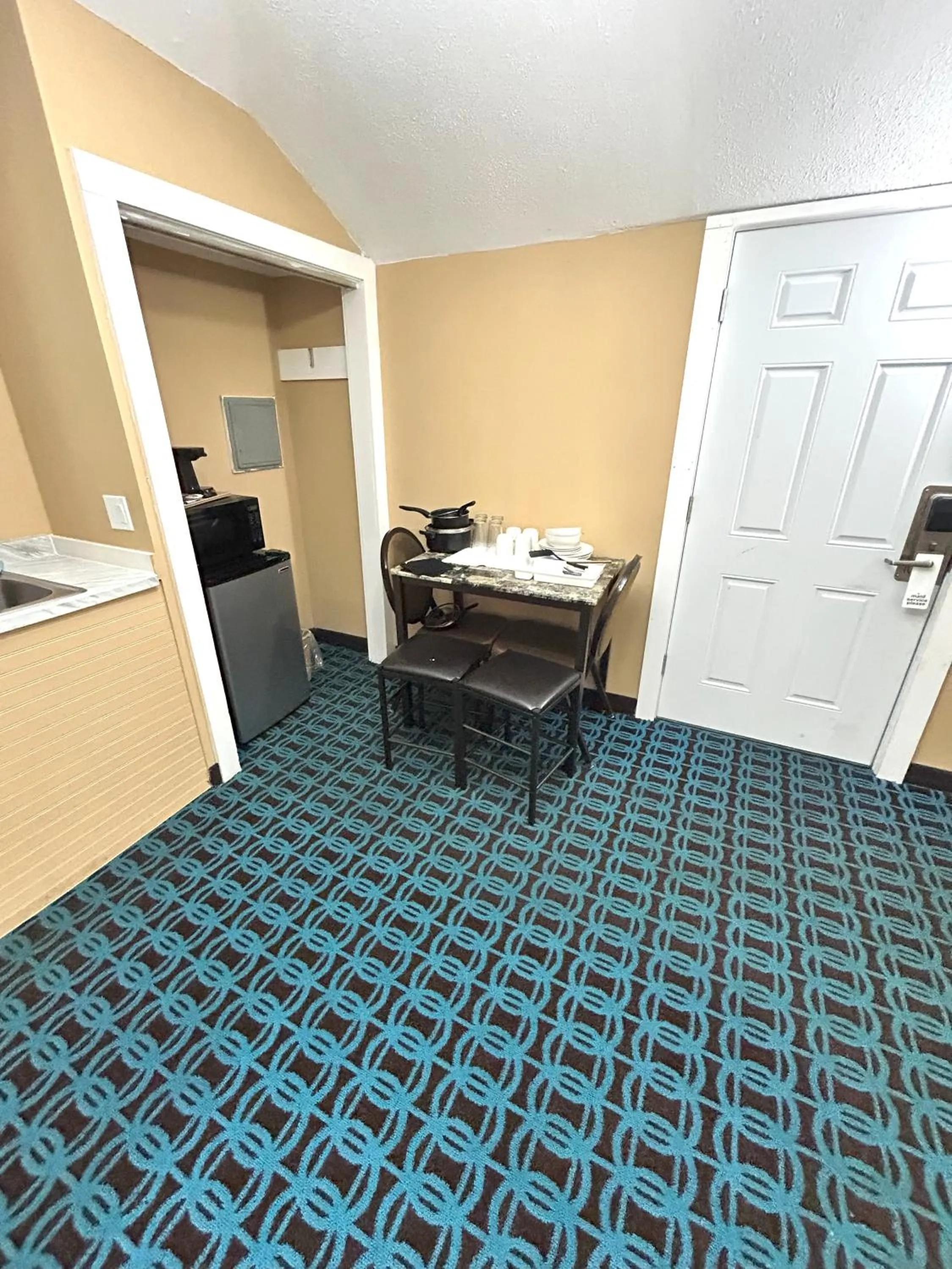 Dinner in The Villager Motel