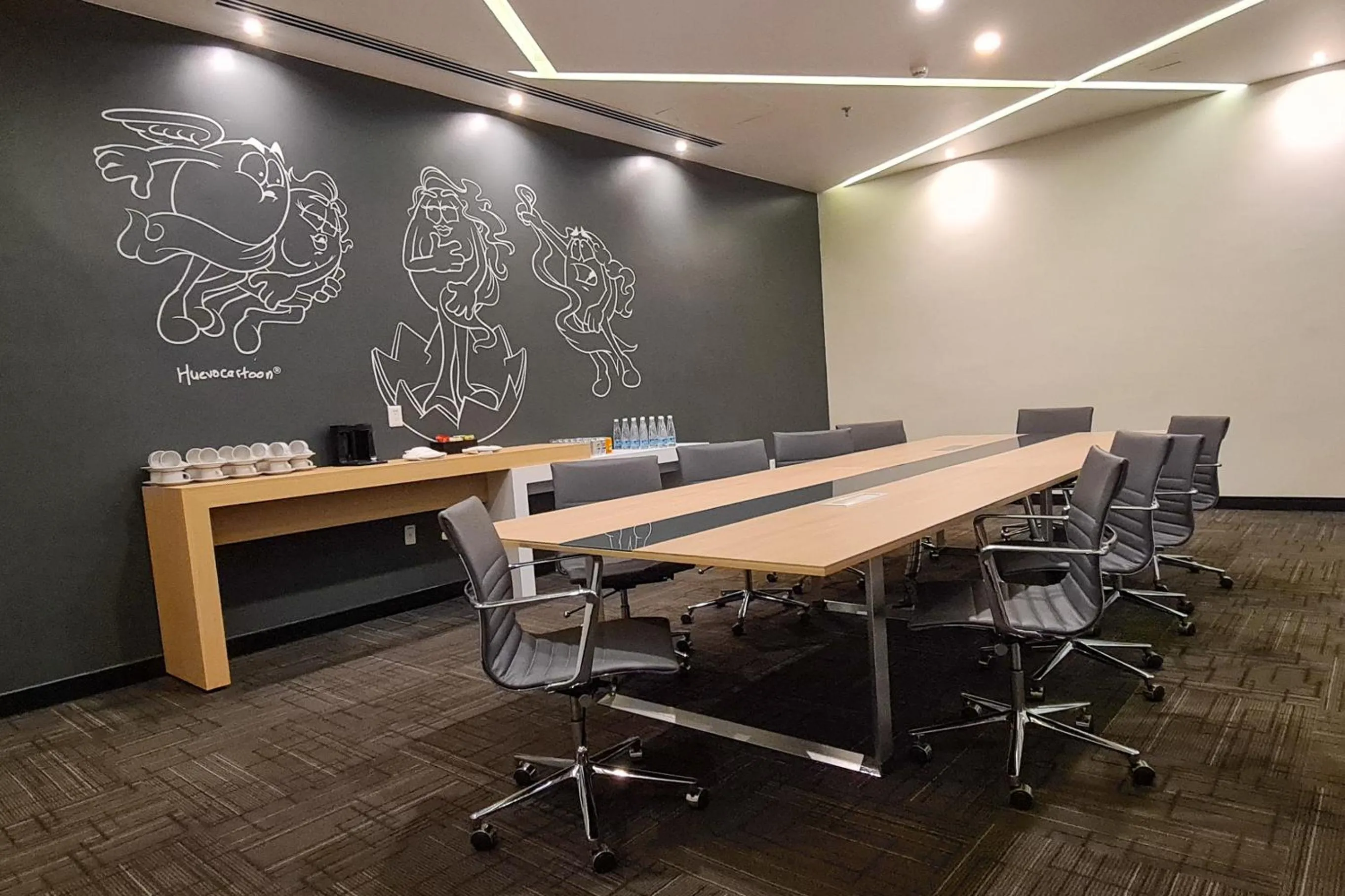 Business facilities in Ramada Encore by Wyndham Queretaro