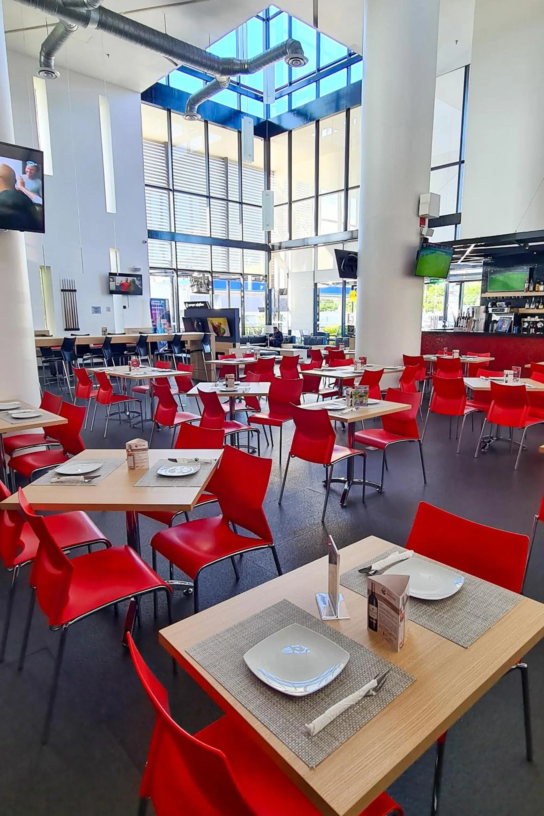 Restaurant/places to eat in Ramada Encore by Wyndham Queretaro