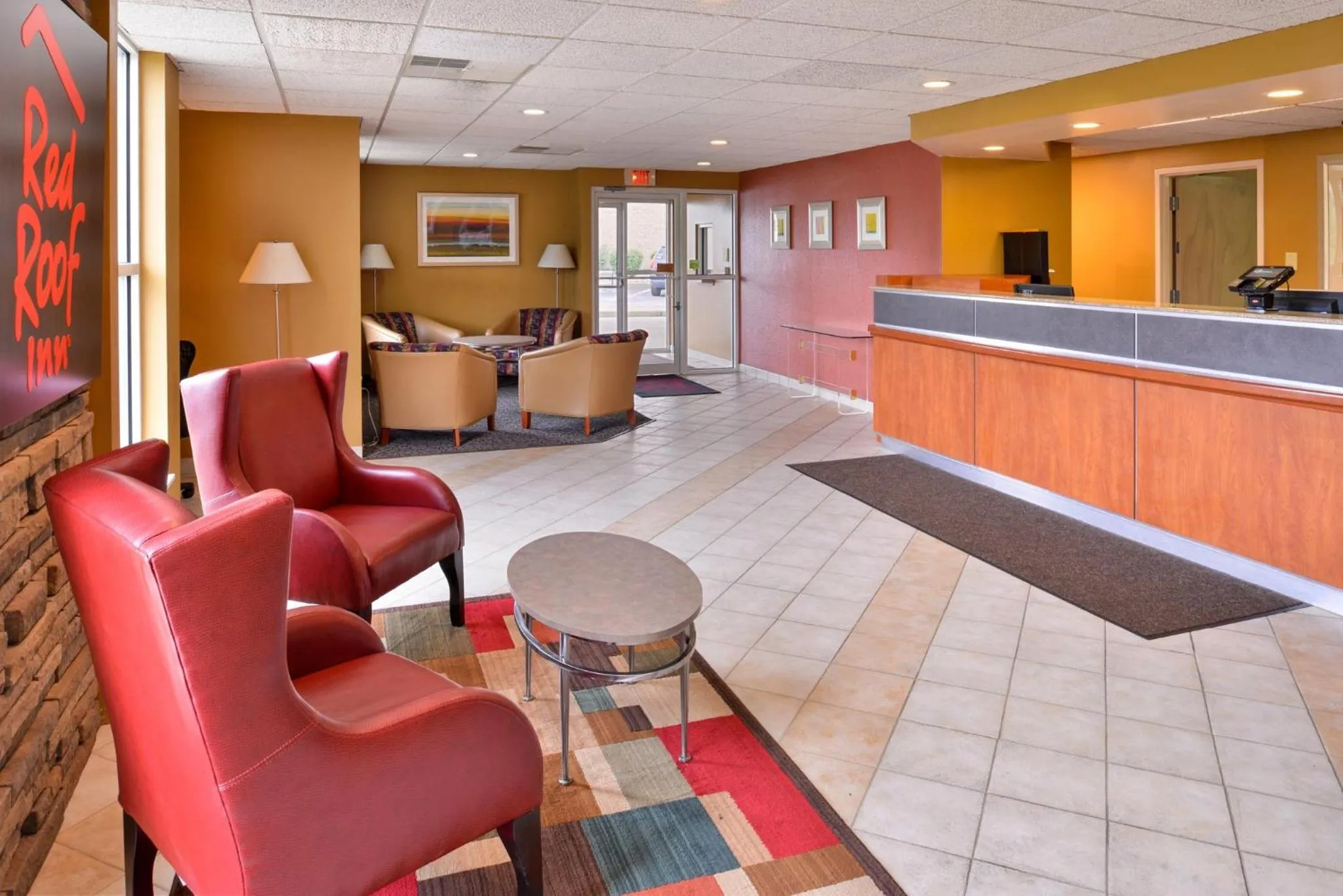 Lobby or reception in Red Roof Inn Sandusky - Milan