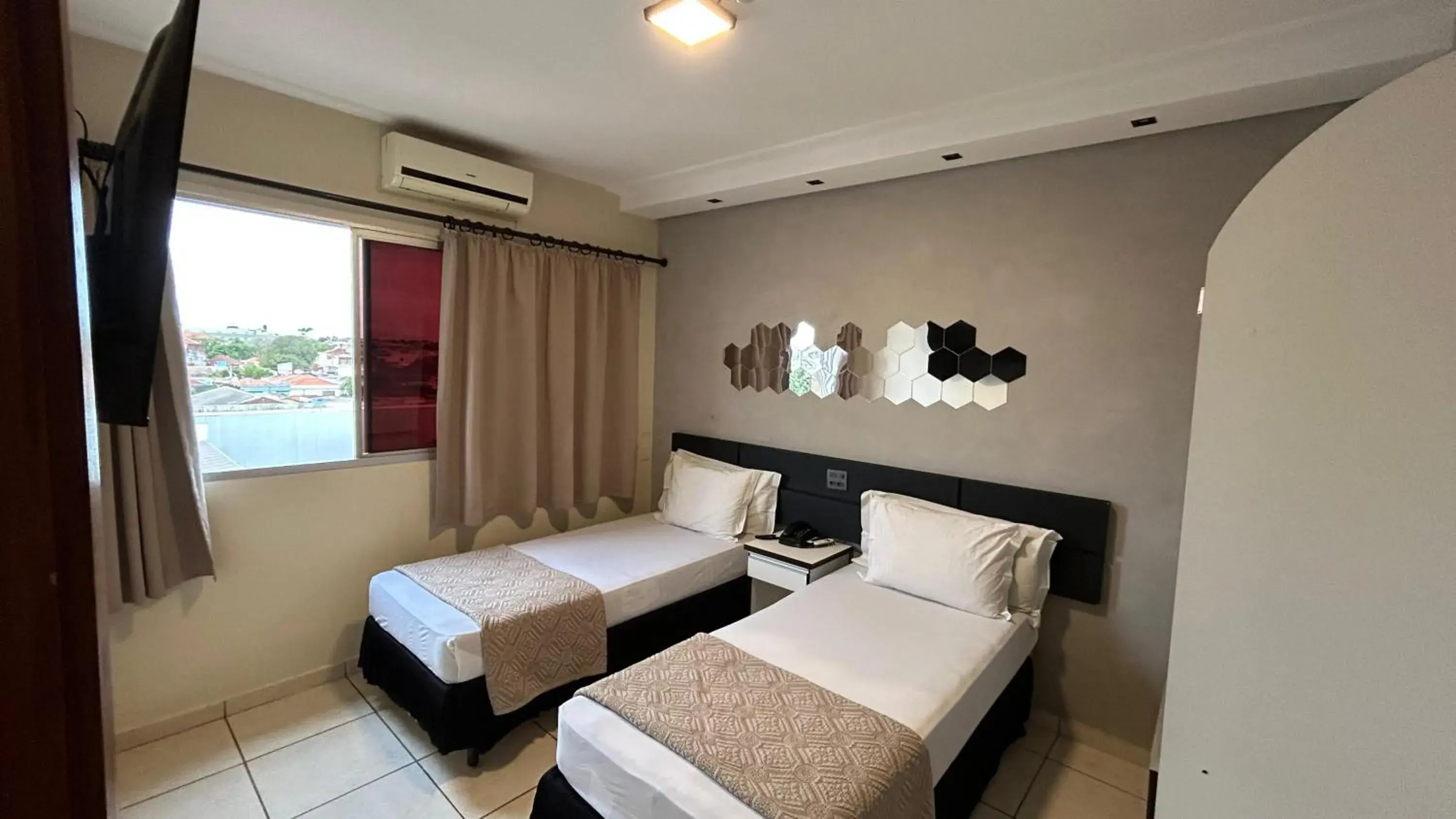 Standard Twin Room - single occupancy in Havana Palace Hotel II Standard Twin Room - single occupancy in Havana Palace Hotel II