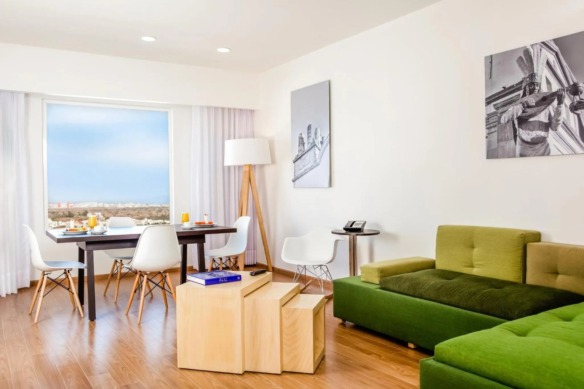 Photo of the whole room in Fiesta Inn Queretaro Centro Sur