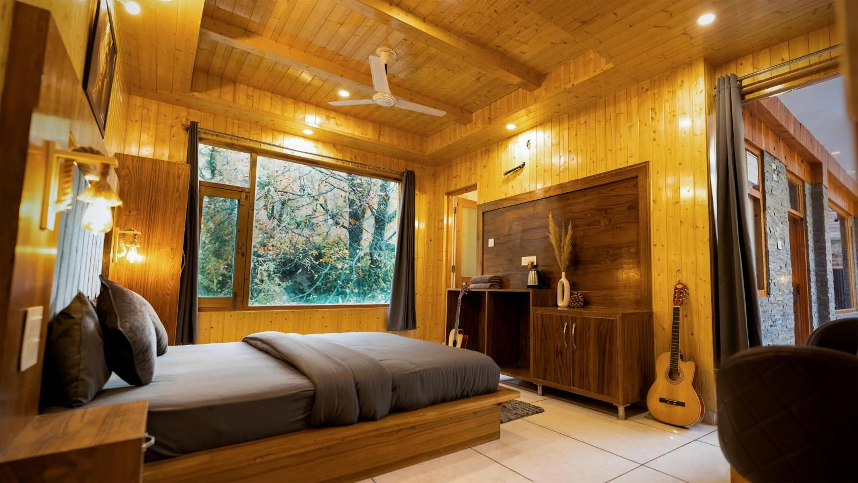 Bed in Odin Hostel Kasol