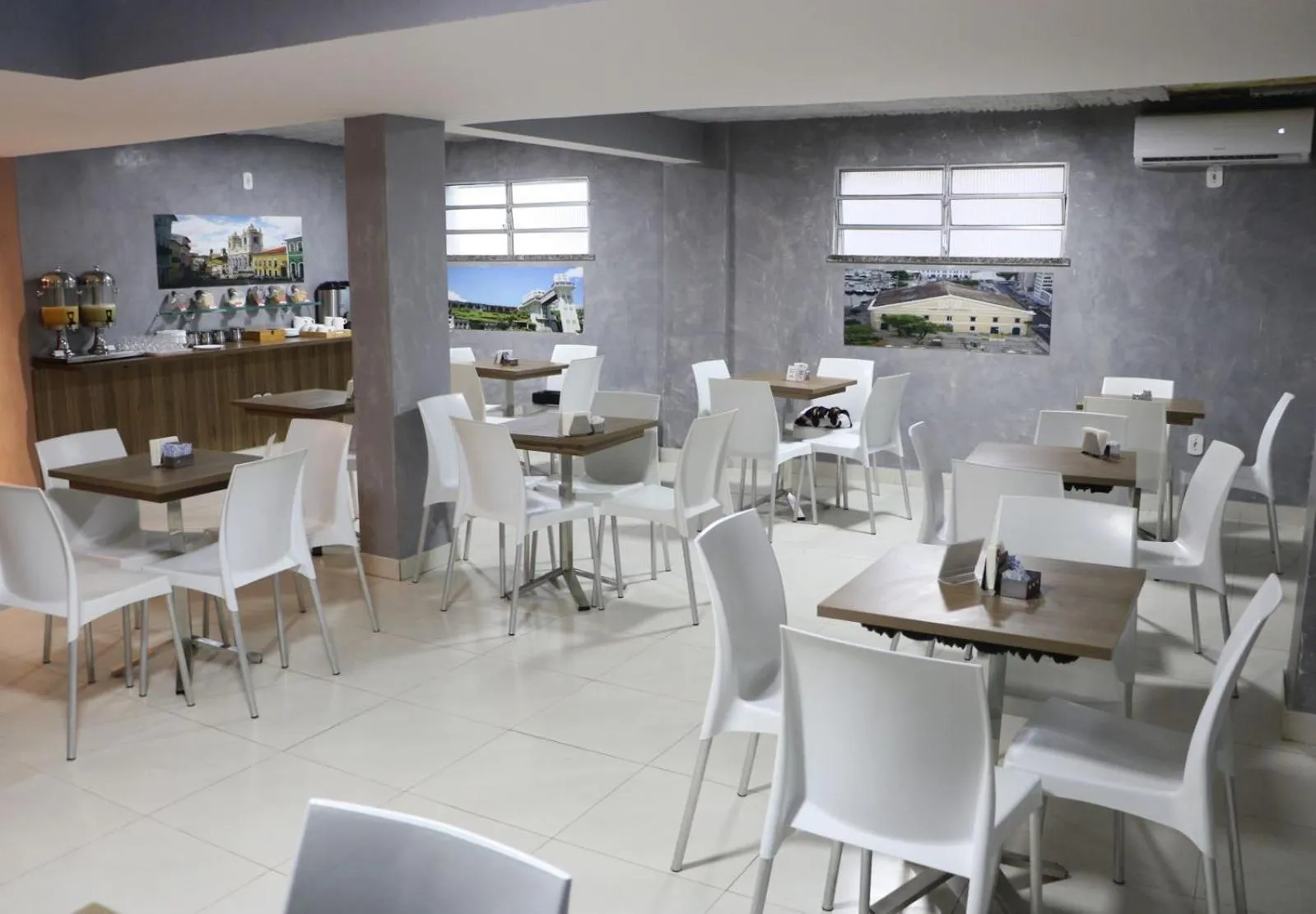 Restaurant/places to eat in Onix Hotel Praia de Piata