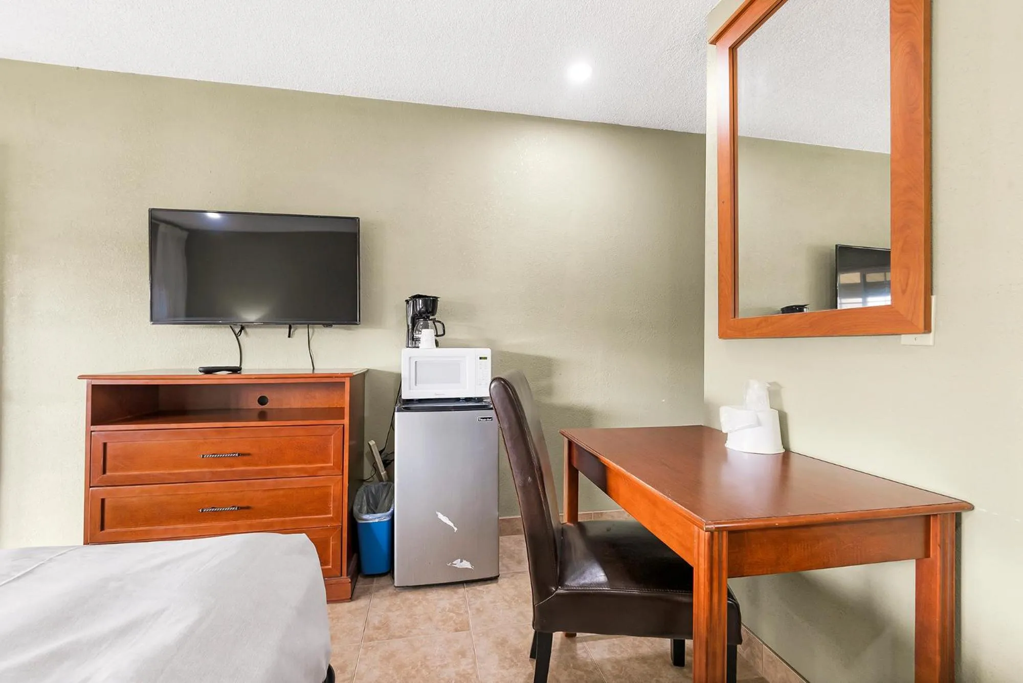 Bed in Safari Inn - Chico