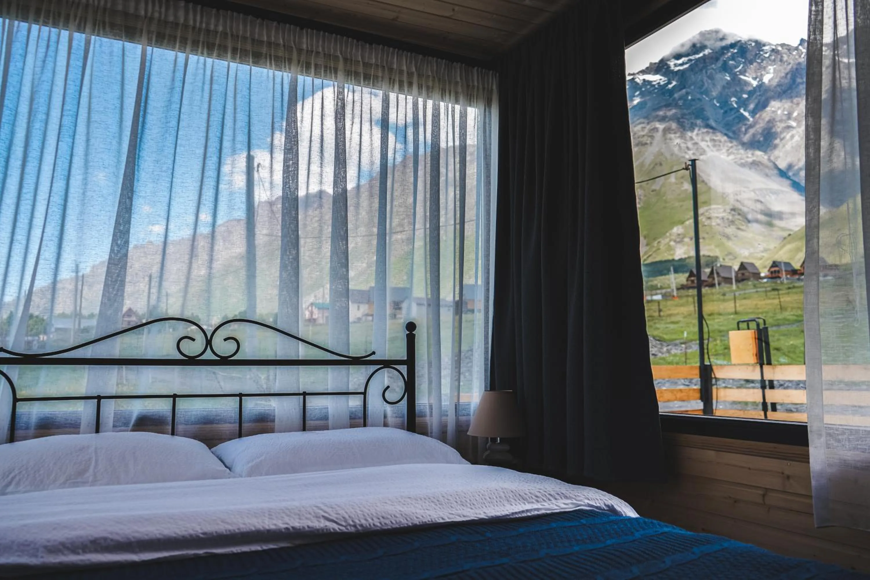Bed in Traveler's Cottages in Kazbegi