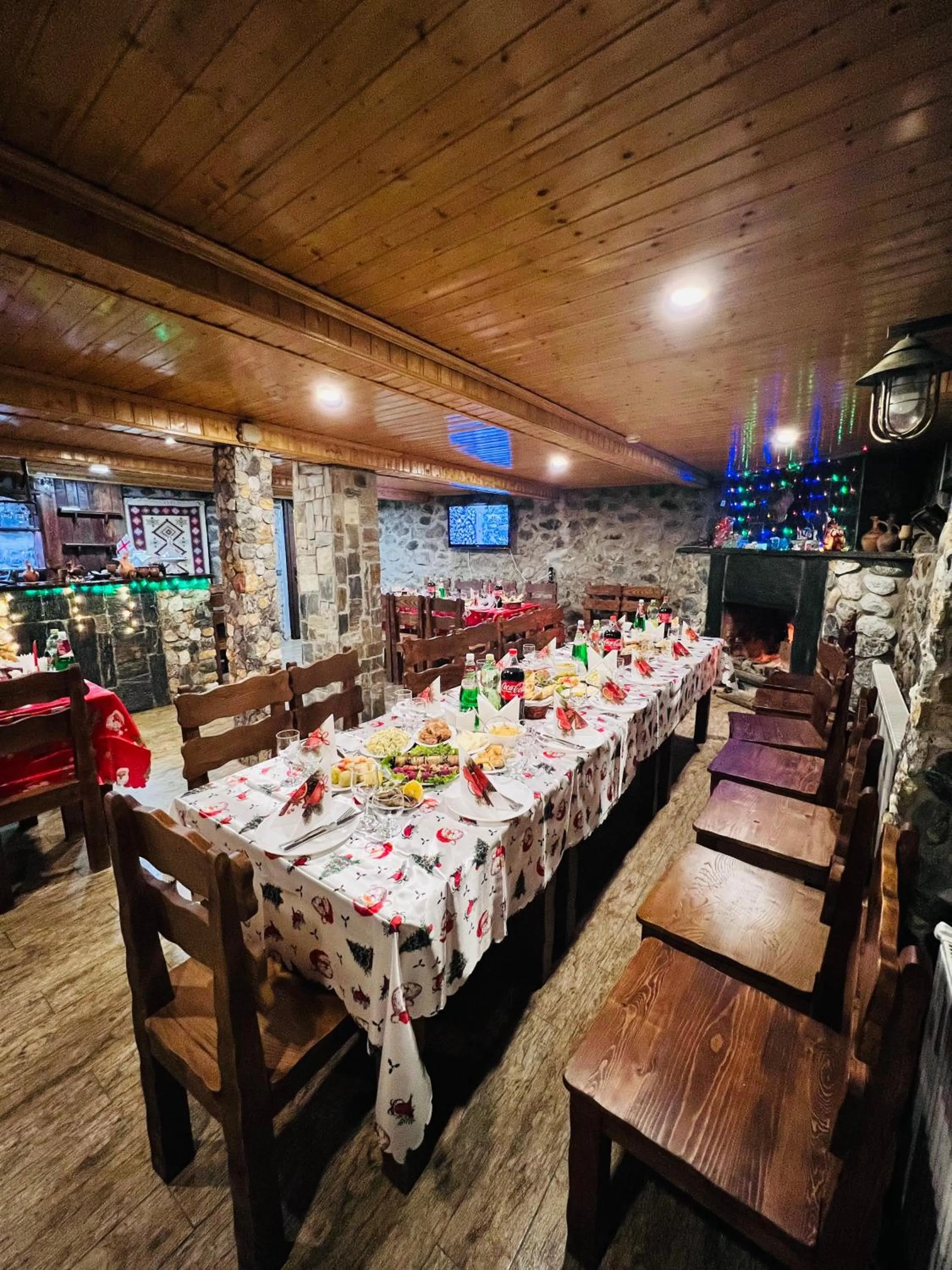 Food and drinks in Hotel Elite House