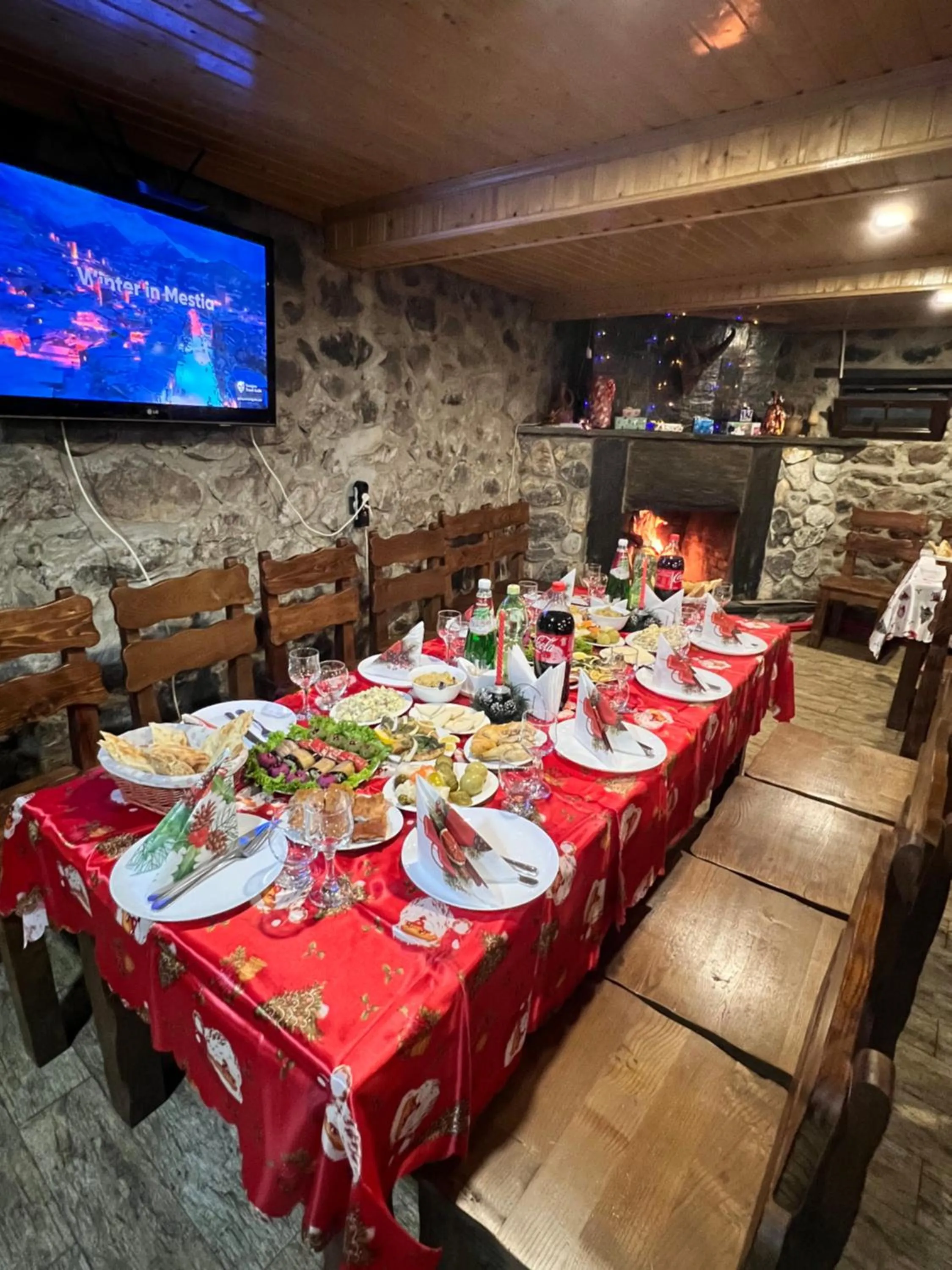 Food and drinks in Hotel Elite House