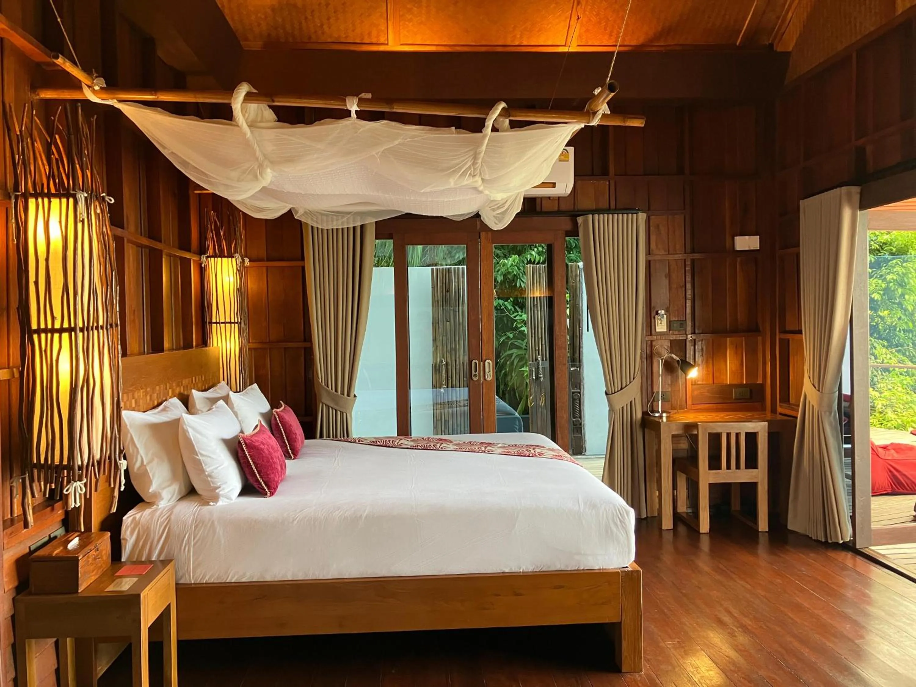 Bedroom, Bed in The Place Luxury Boutique Villas